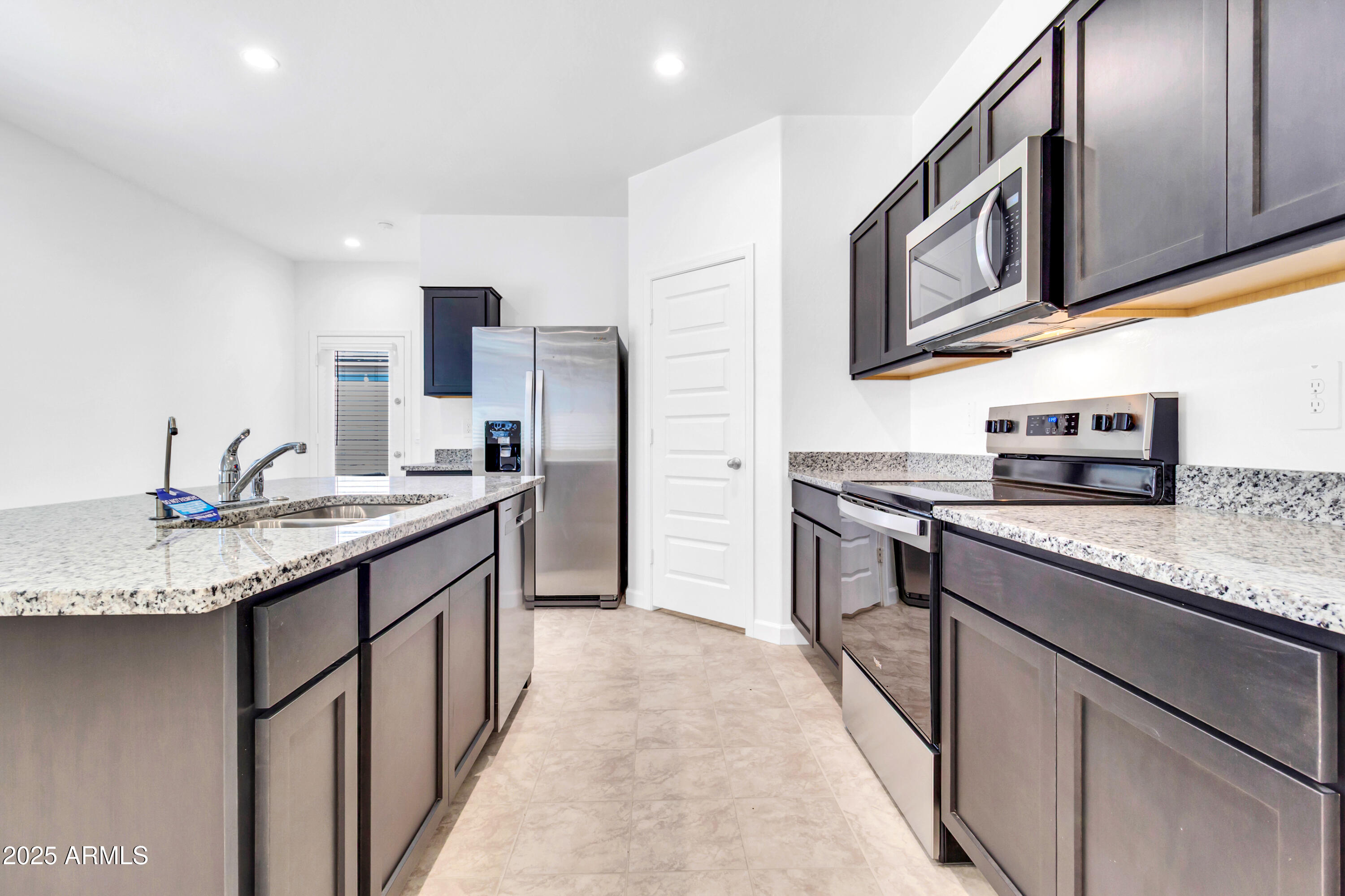 2108 W Sheridan Avenue