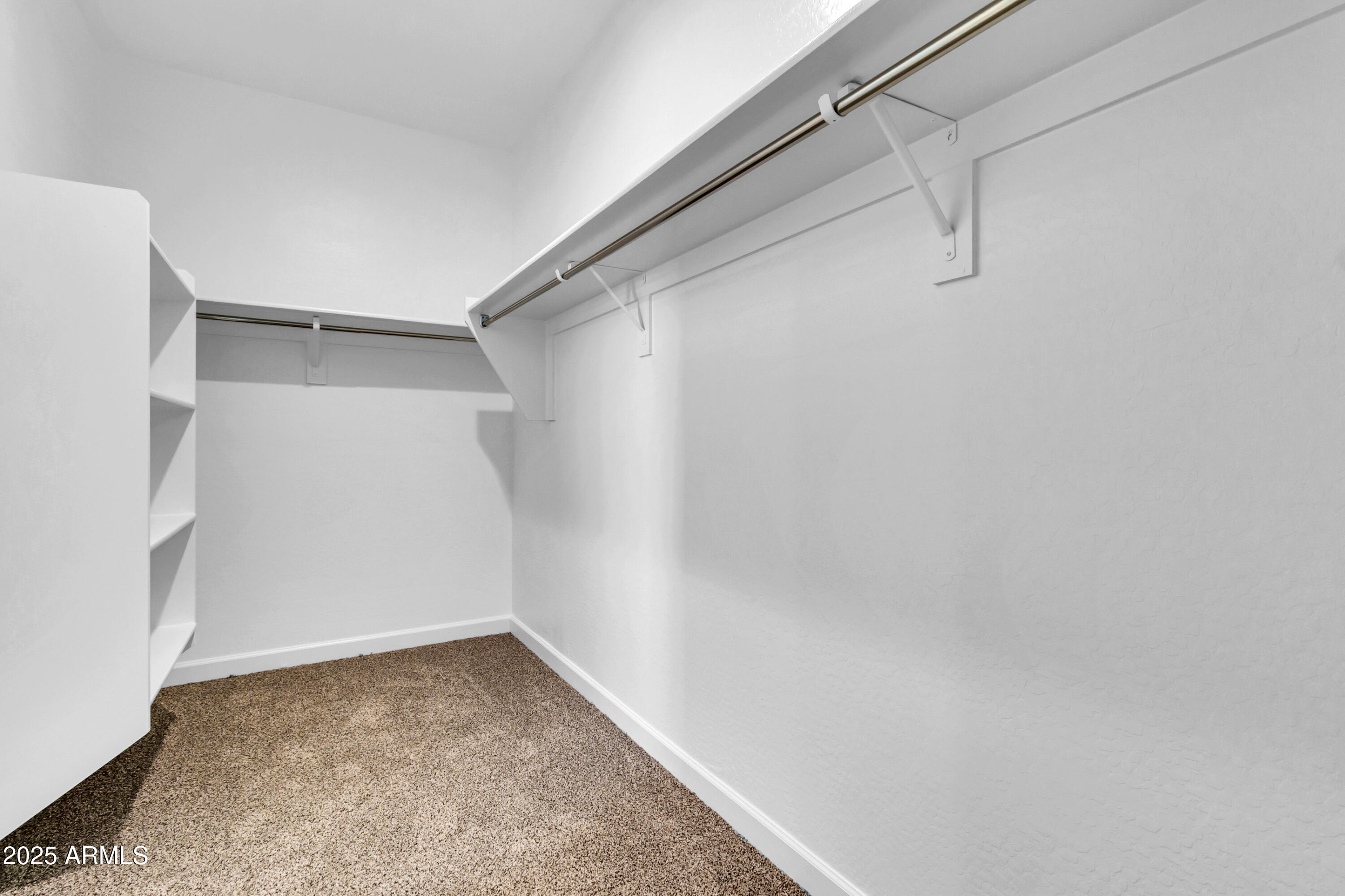 2108 W Sheridan Avenue