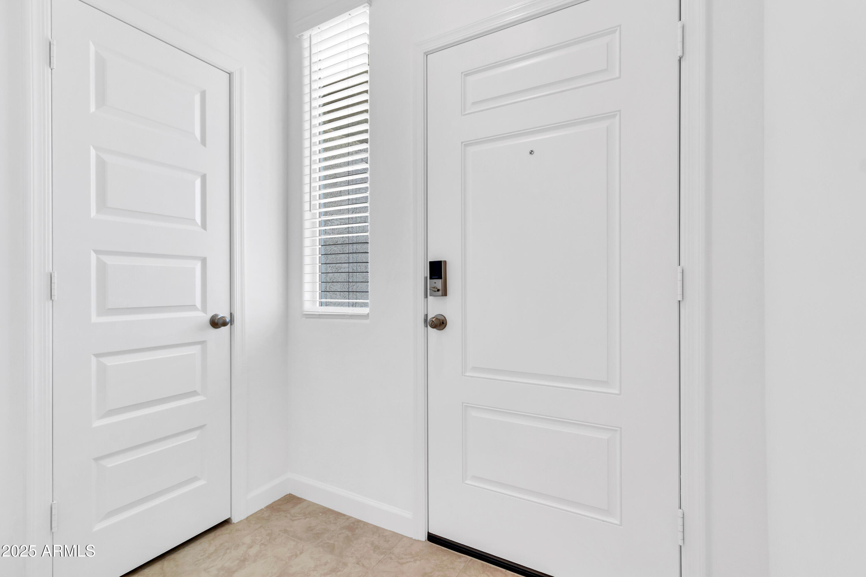 2108 W Sheridan Avenue