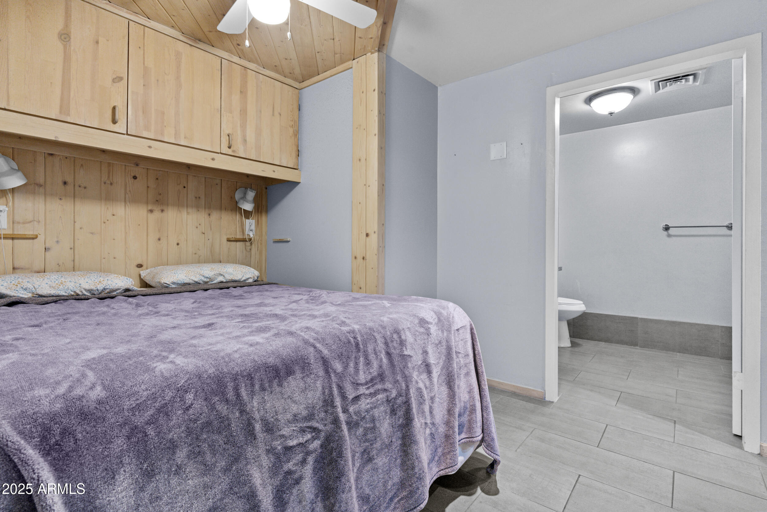 6125 E Indian School Road 247