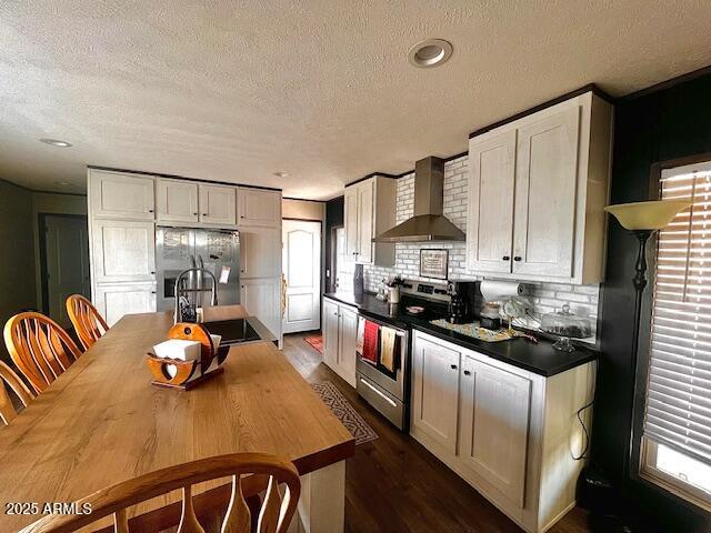 2060 N Center Street 372