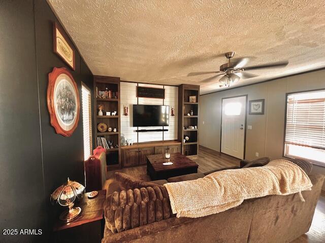 2060 N Center Street 372