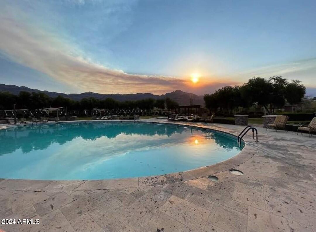 2744 S FIRST WATER Lane