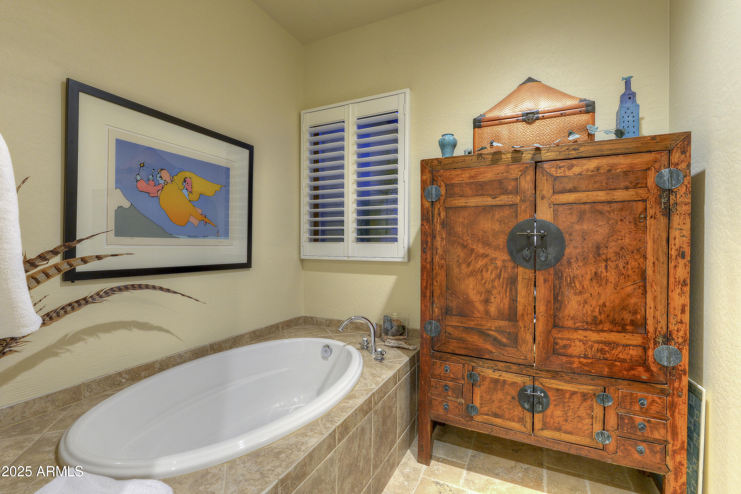 2744 S FIRST WATER Lane