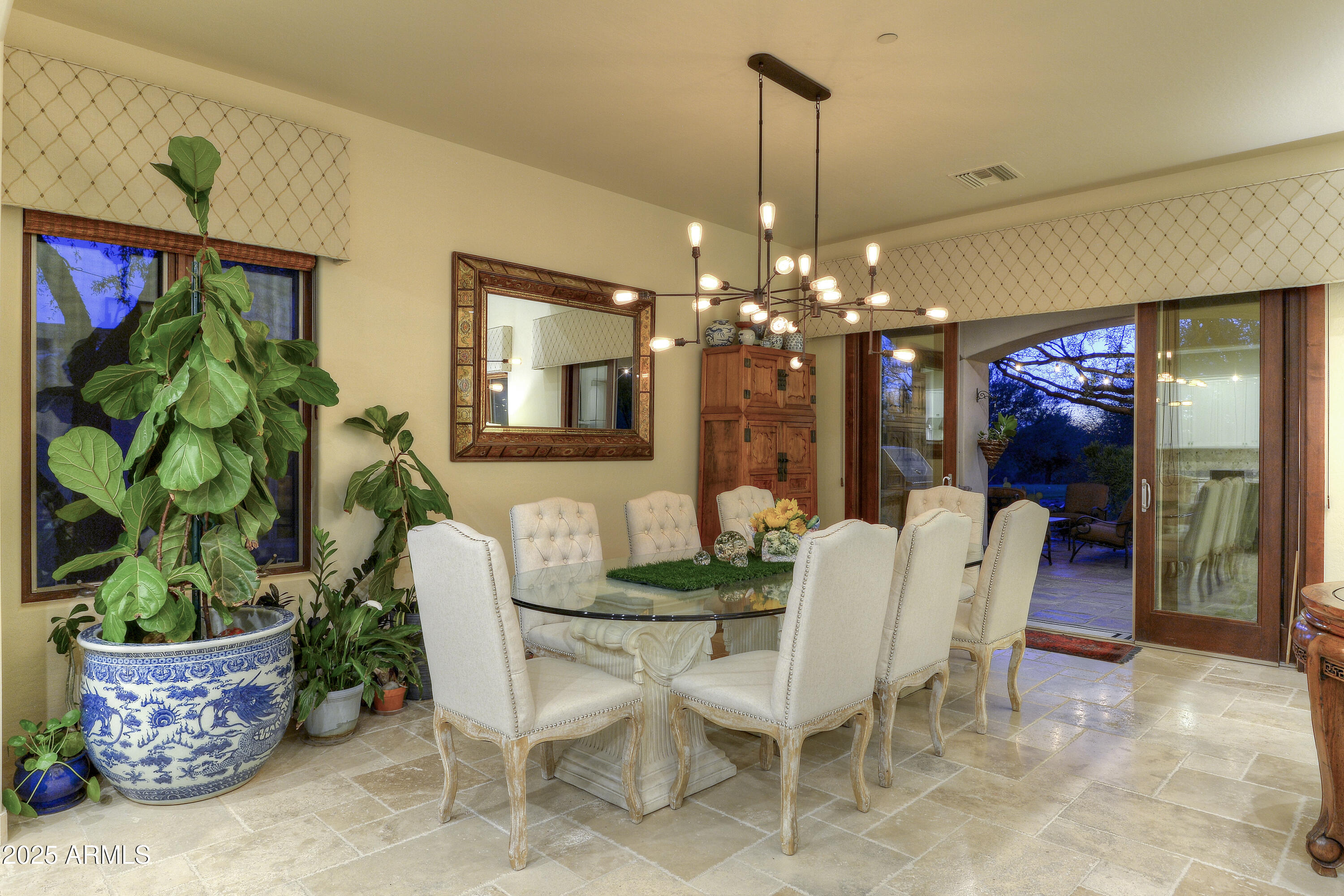 2744 S FIRST WATER Lane