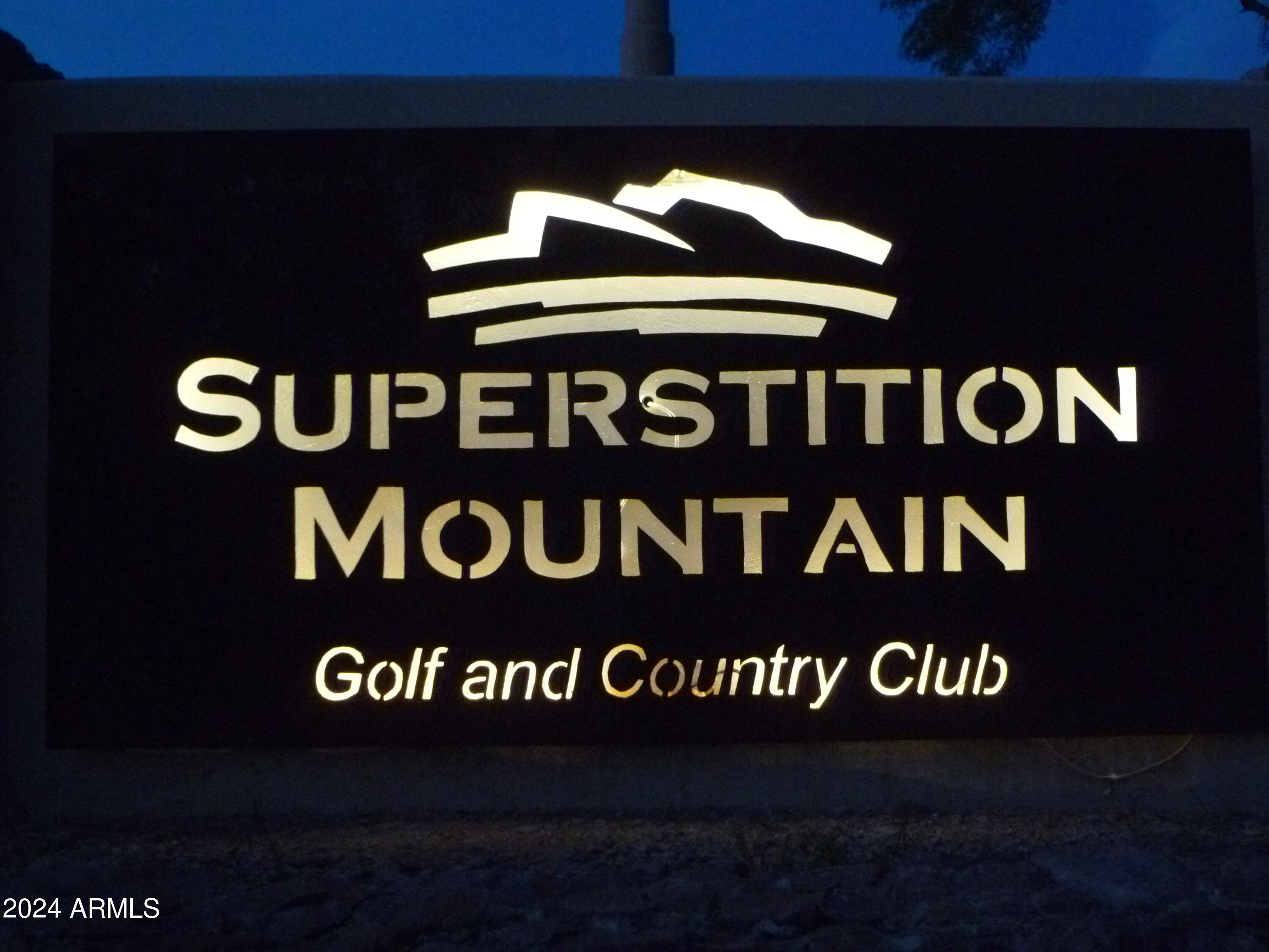 2744 S FIRST WATER Lane