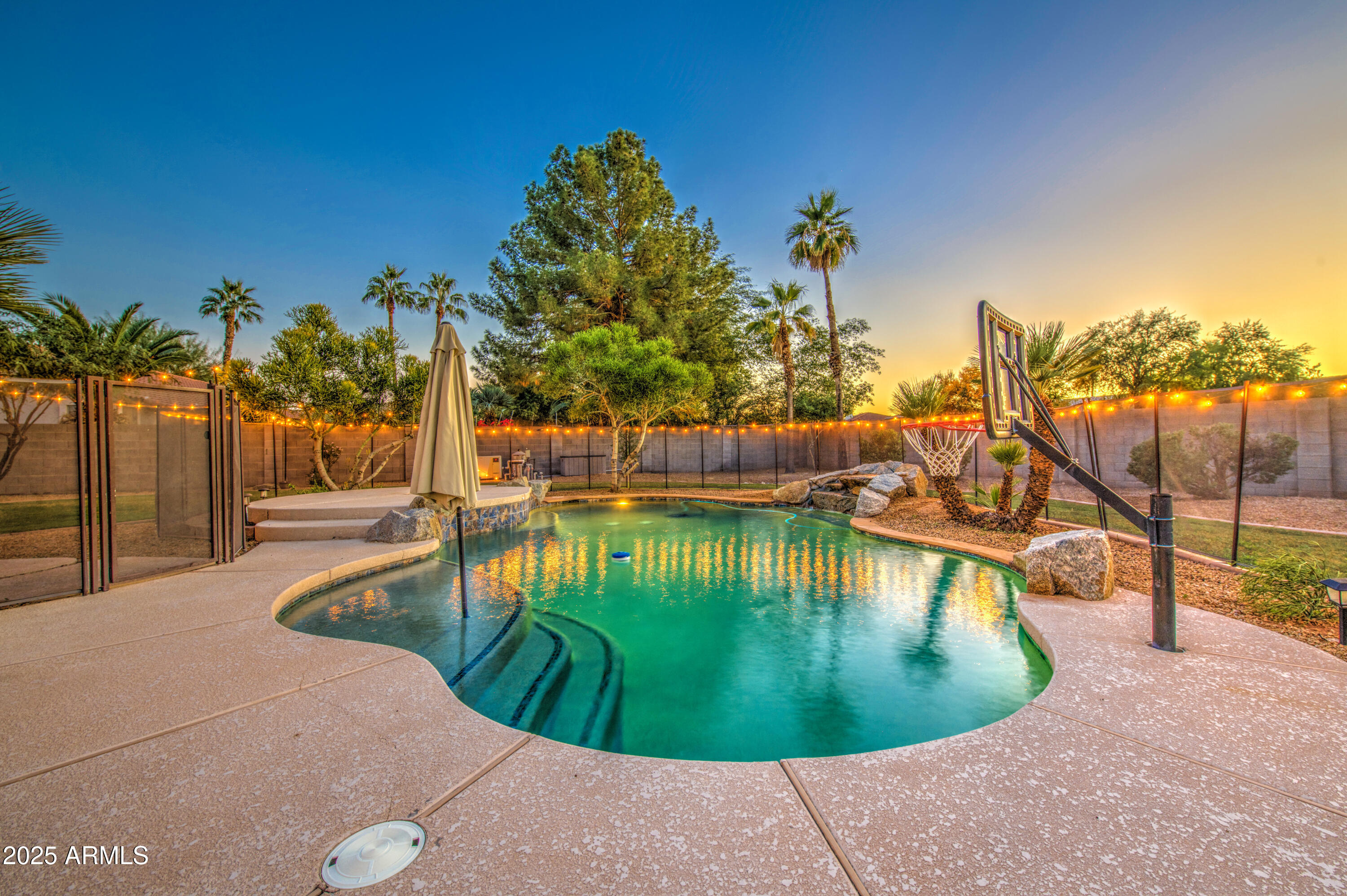 710 S ROANOKE Street