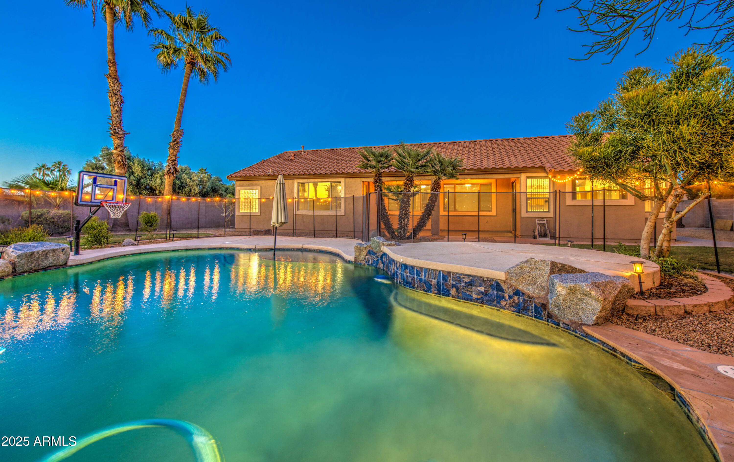 710 S ROANOKE Street