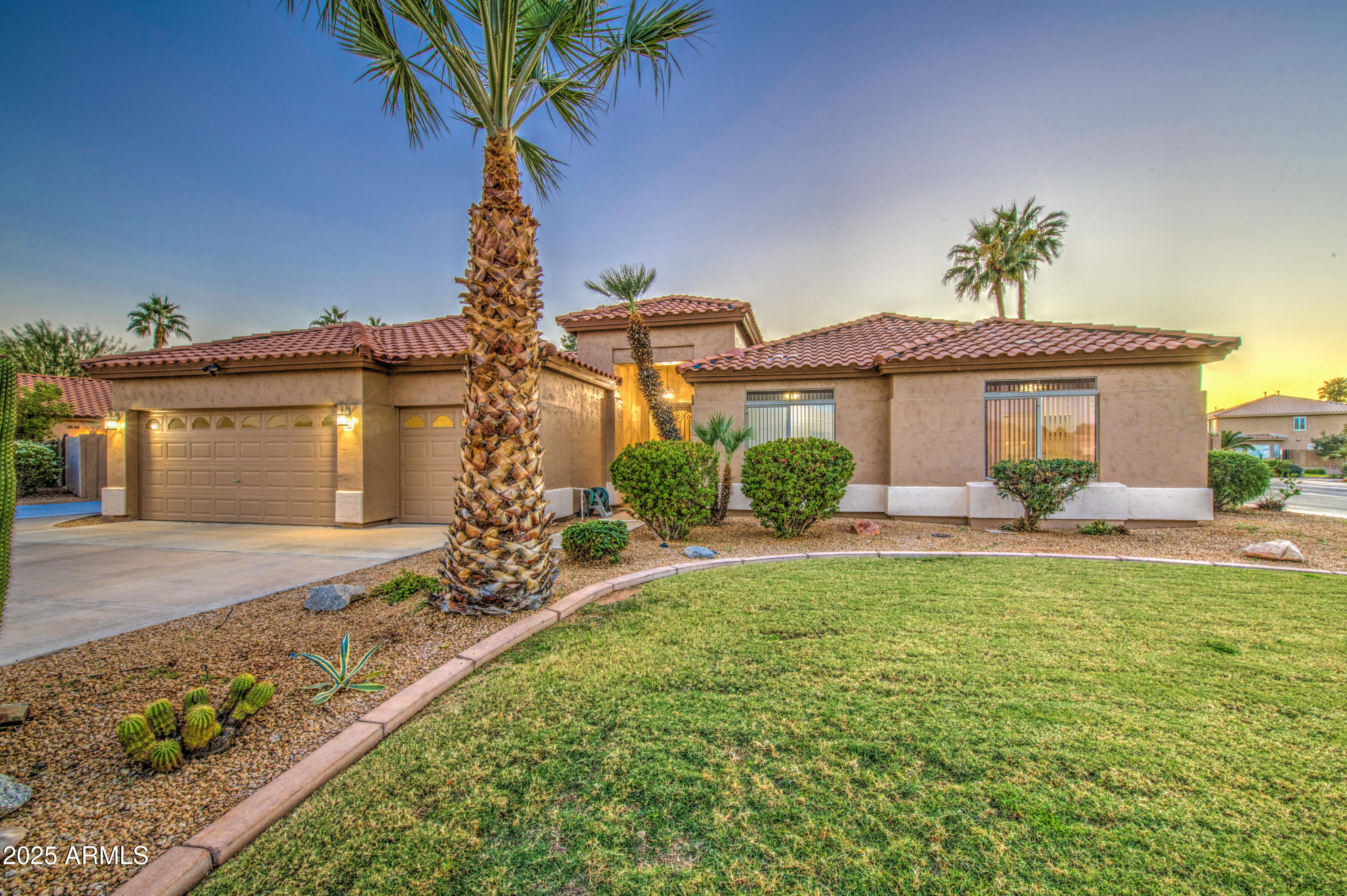 710 S ROANOKE Street