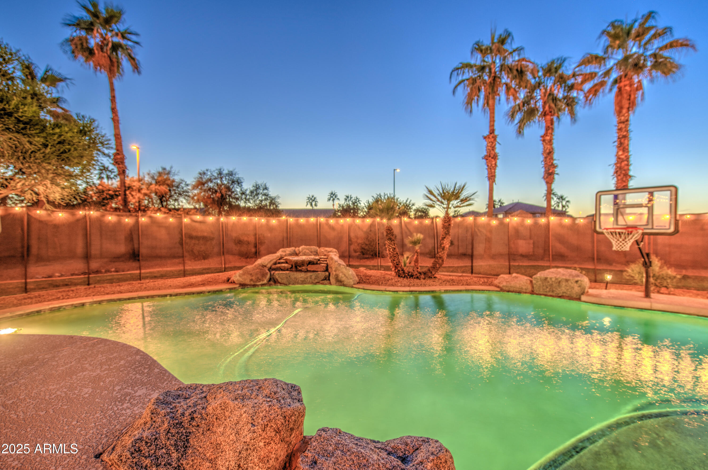 710 S ROANOKE Street