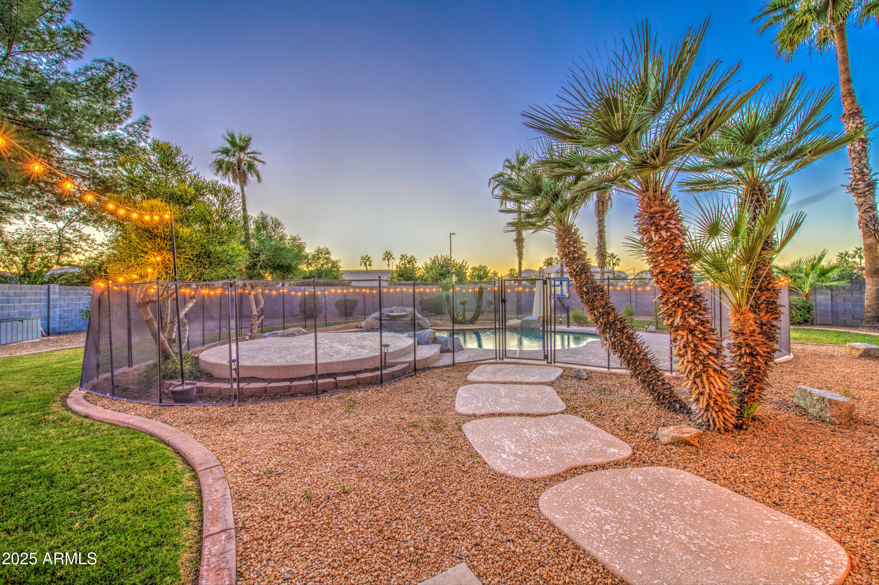 710 S ROANOKE Street