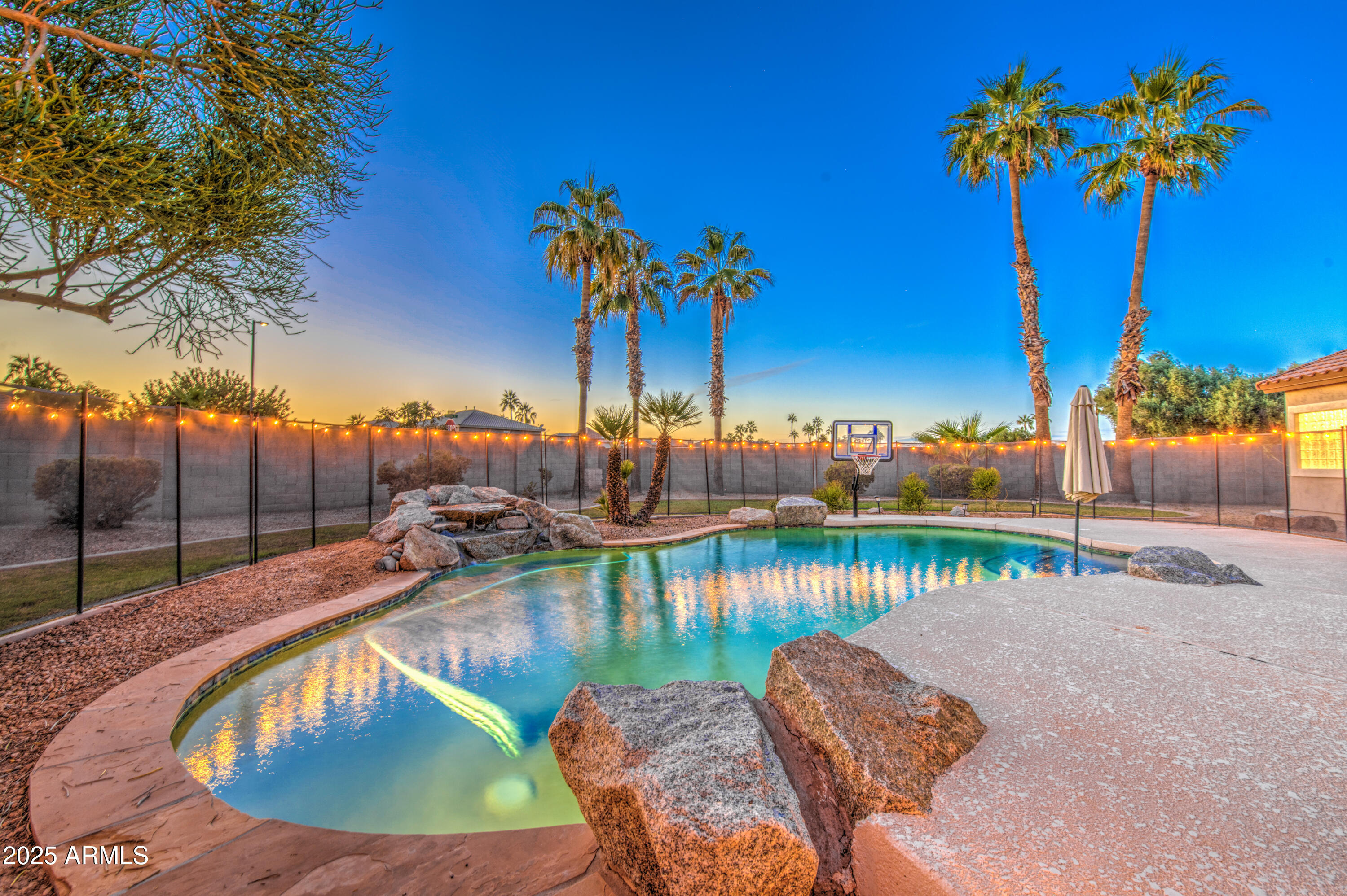 710 S ROANOKE Street