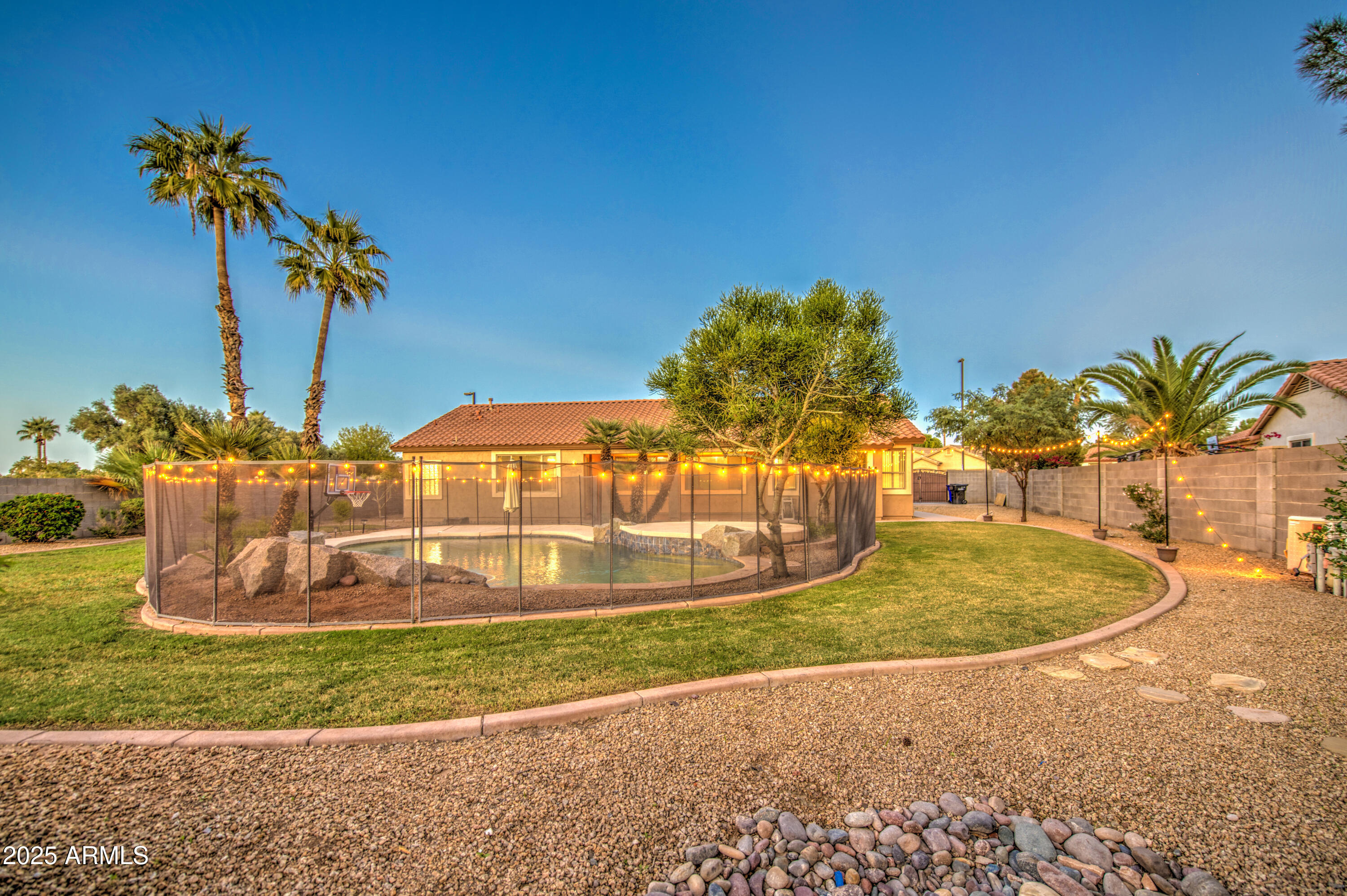 710 S ROANOKE Street