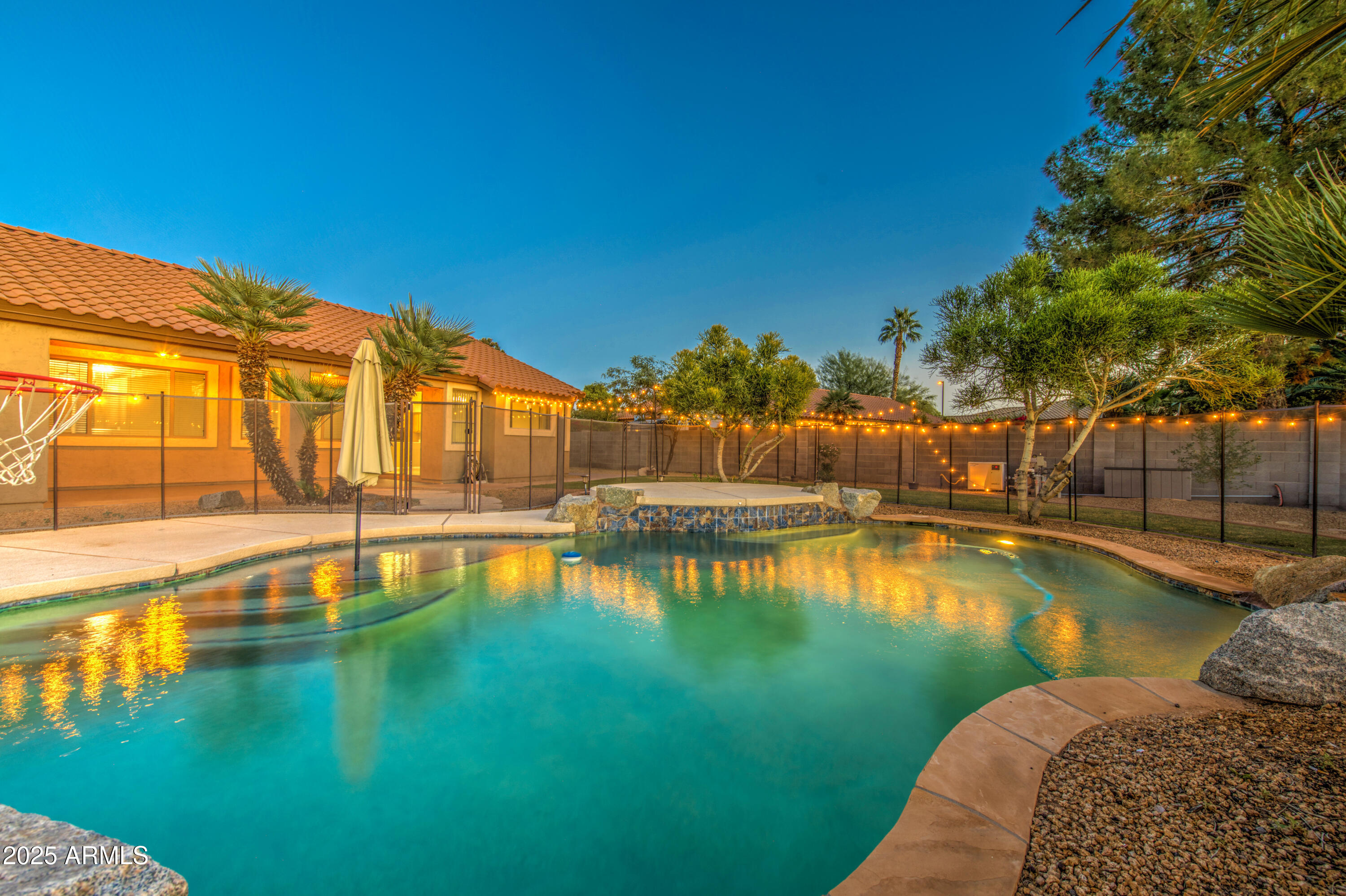 710 S ROANOKE Street