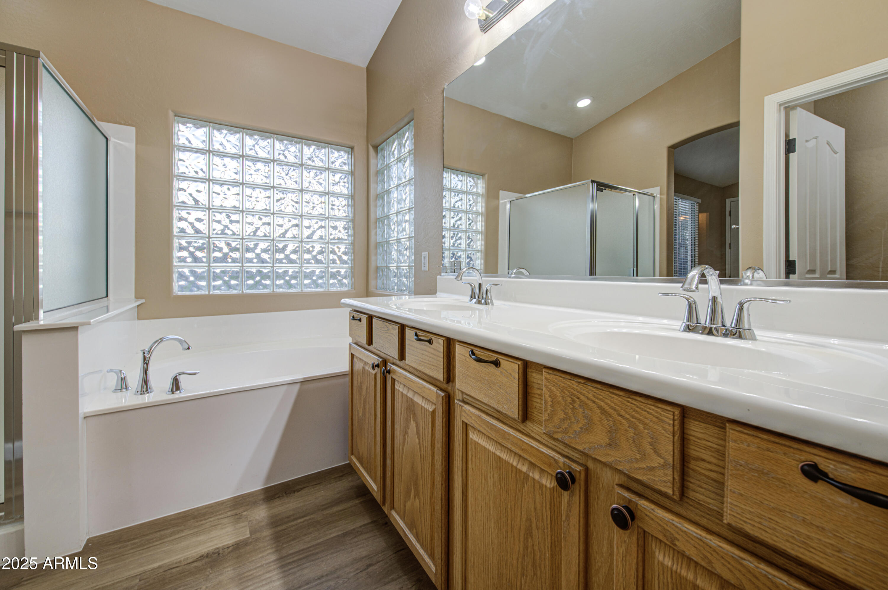 710 S ROANOKE Street