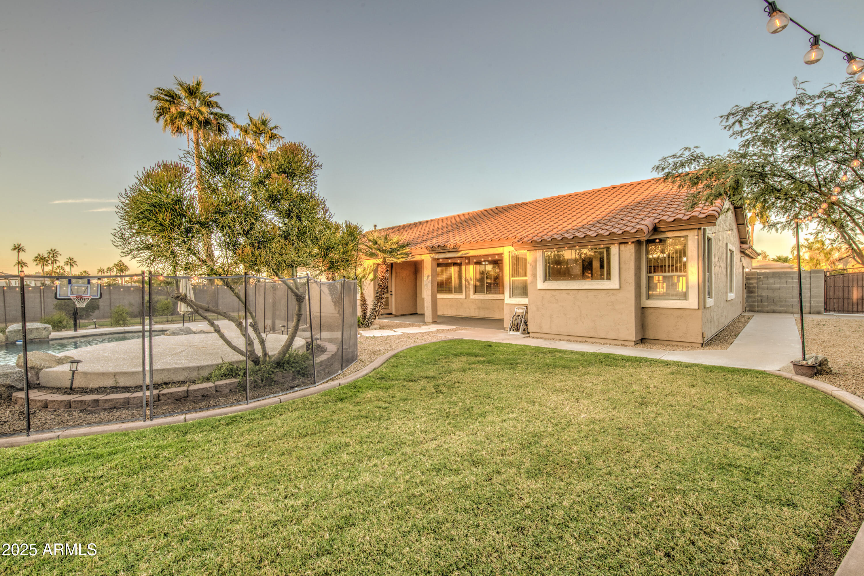 710 S ROANOKE Street