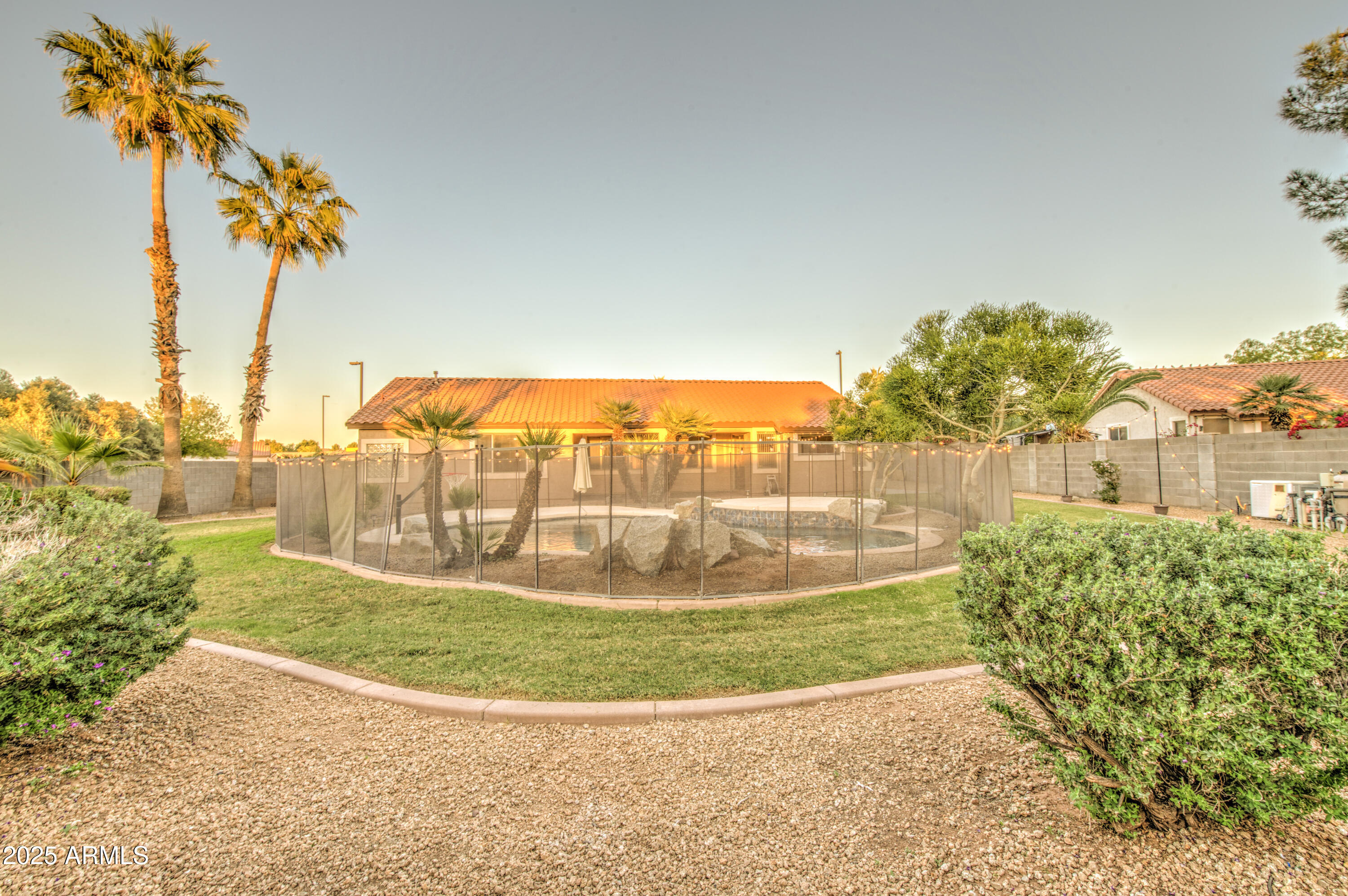 710 S ROANOKE Street