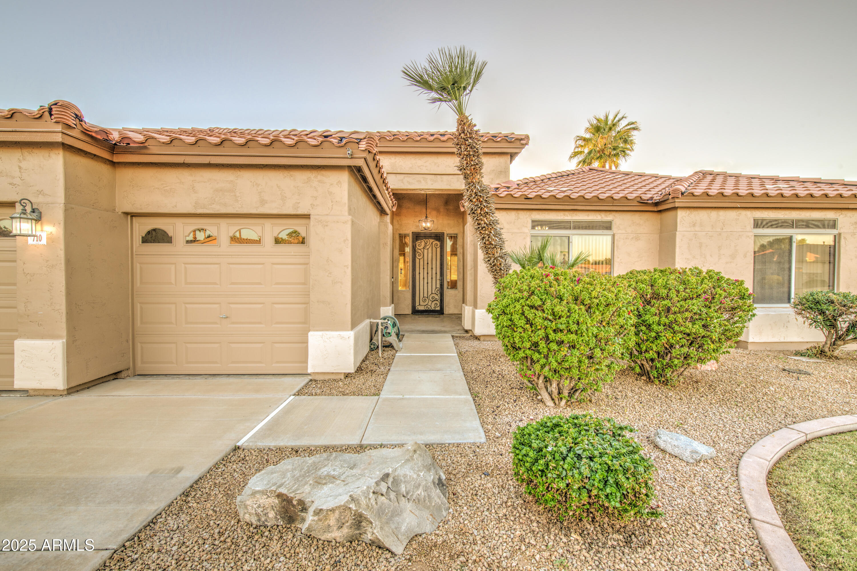 710 S ROANOKE Street