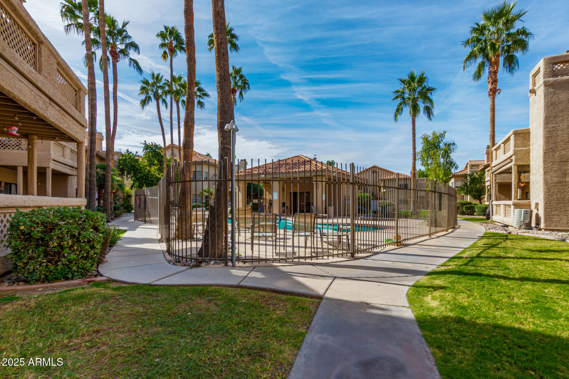 930 N MESA Drive Unit: 1092