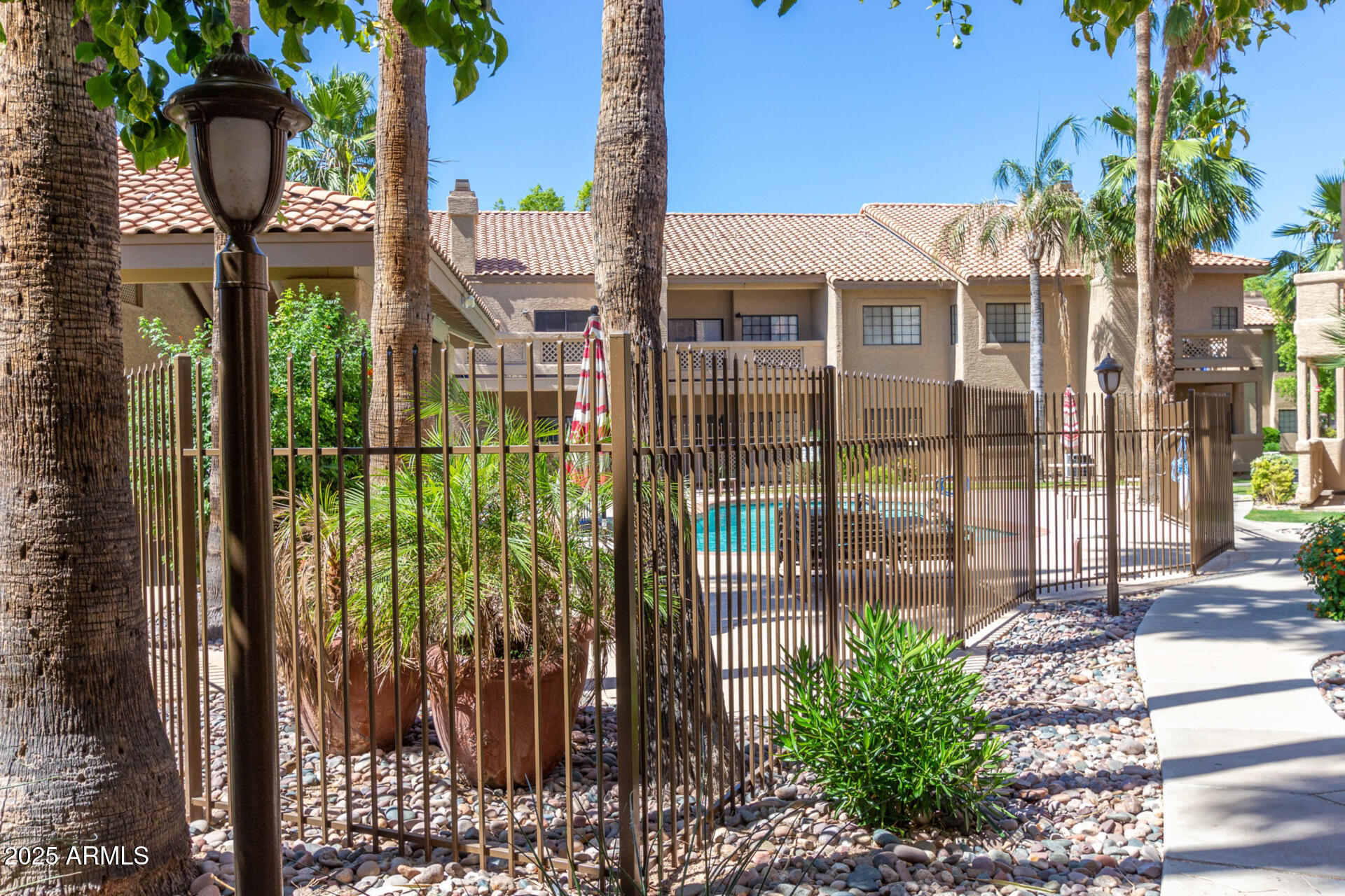 930 N MESA Drive Unit: 1092