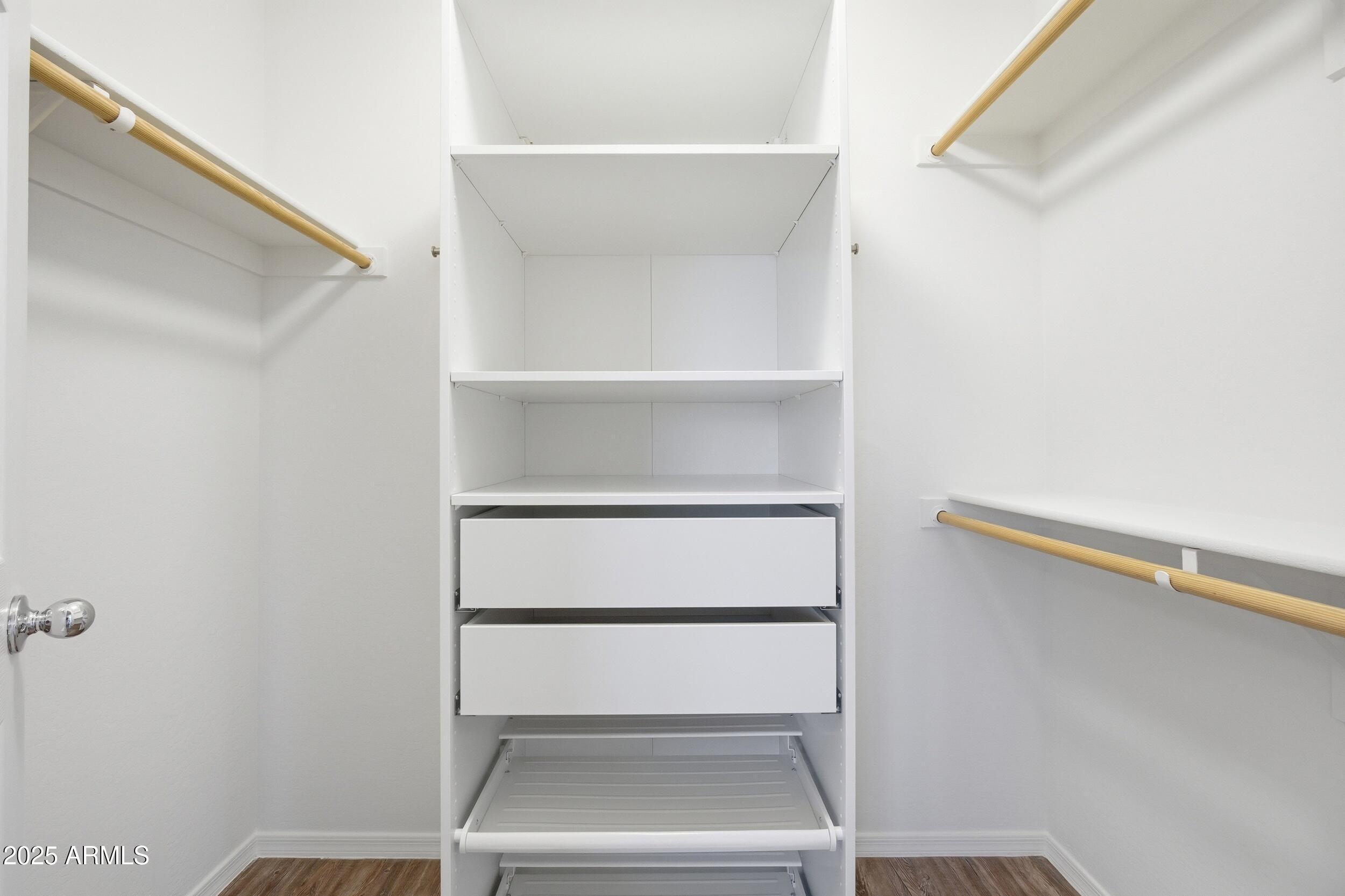 2046 W Appaloosa Way