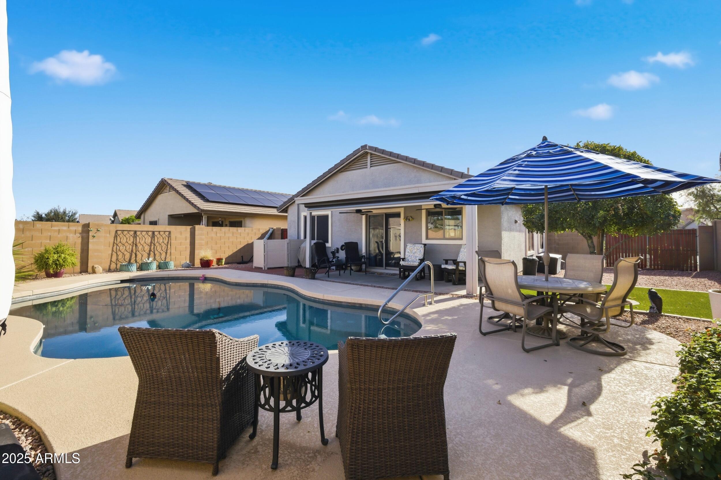 2046 W Appaloosa Way