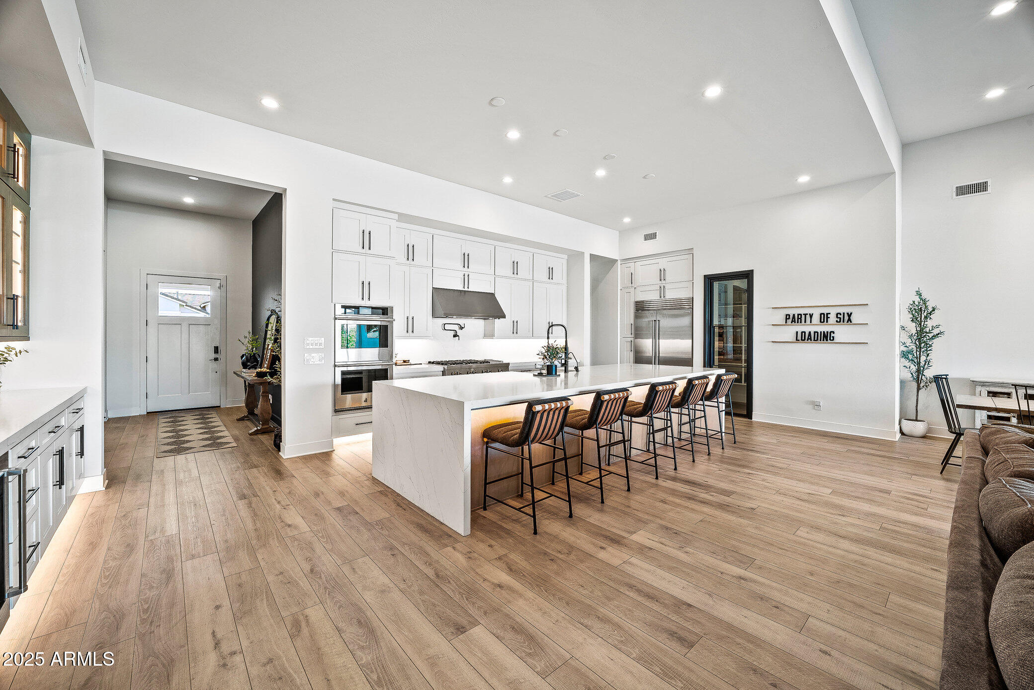 20546 E INDIANA Avenue