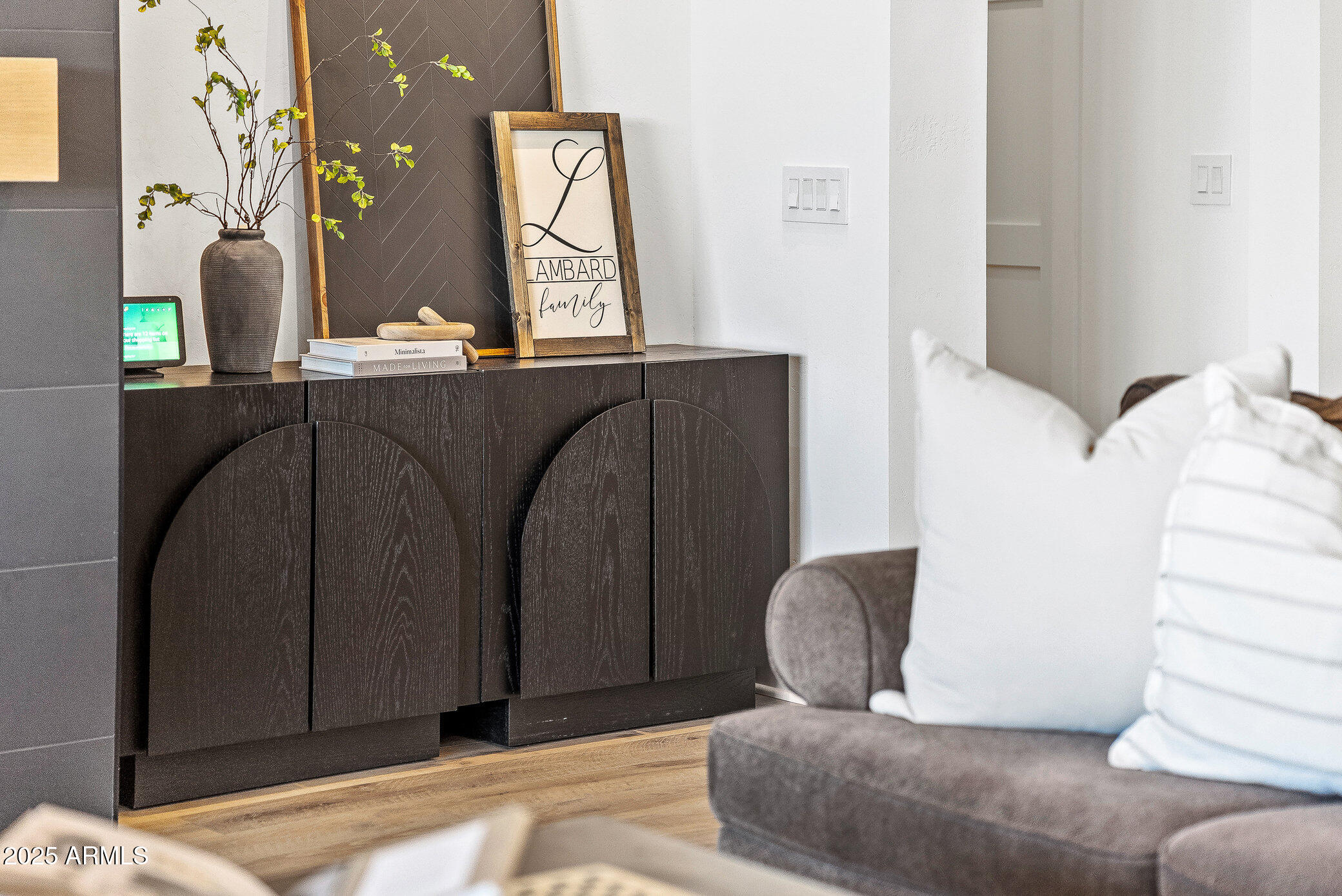 20546 E INDIANA Avenue