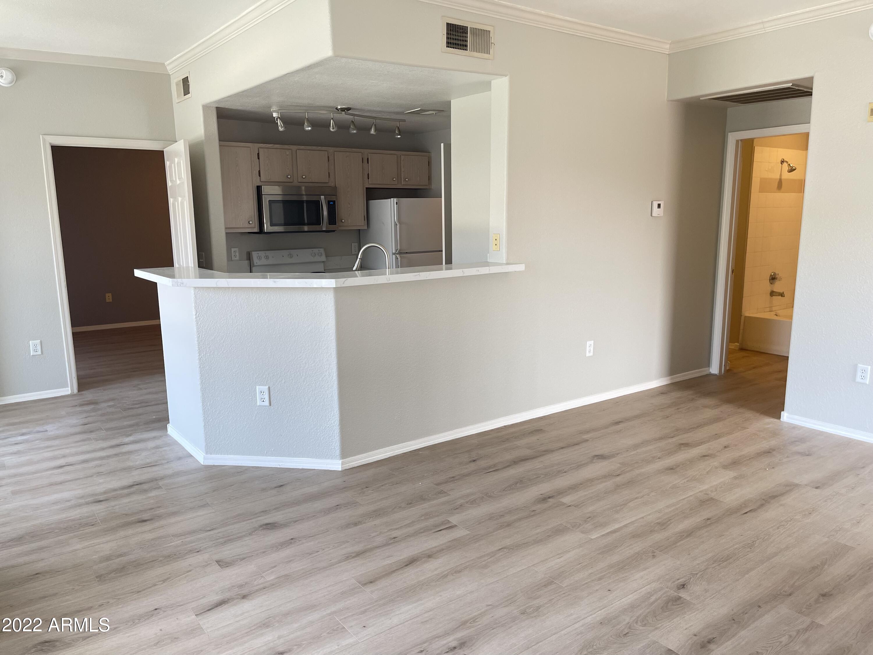 3236 E CHANDLER Boulevard 2093