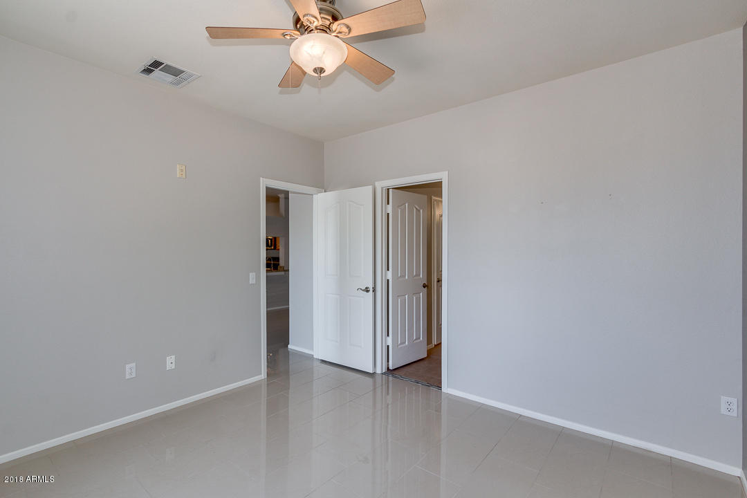 16013 S DESERT FOOTHILLS Parkway 2090