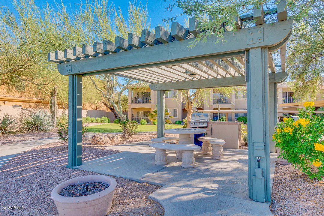 16013 S DESERT FOOTHILLS Parkway 2090