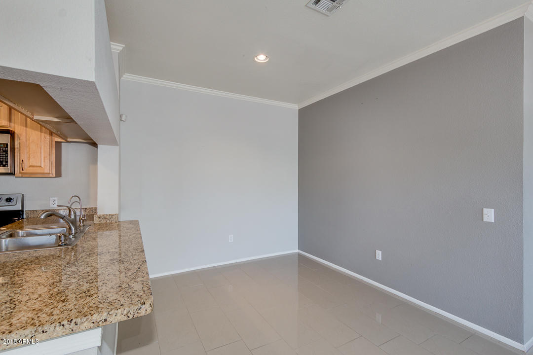 16013 S DESERT FOOTHILLS Parkway 2090