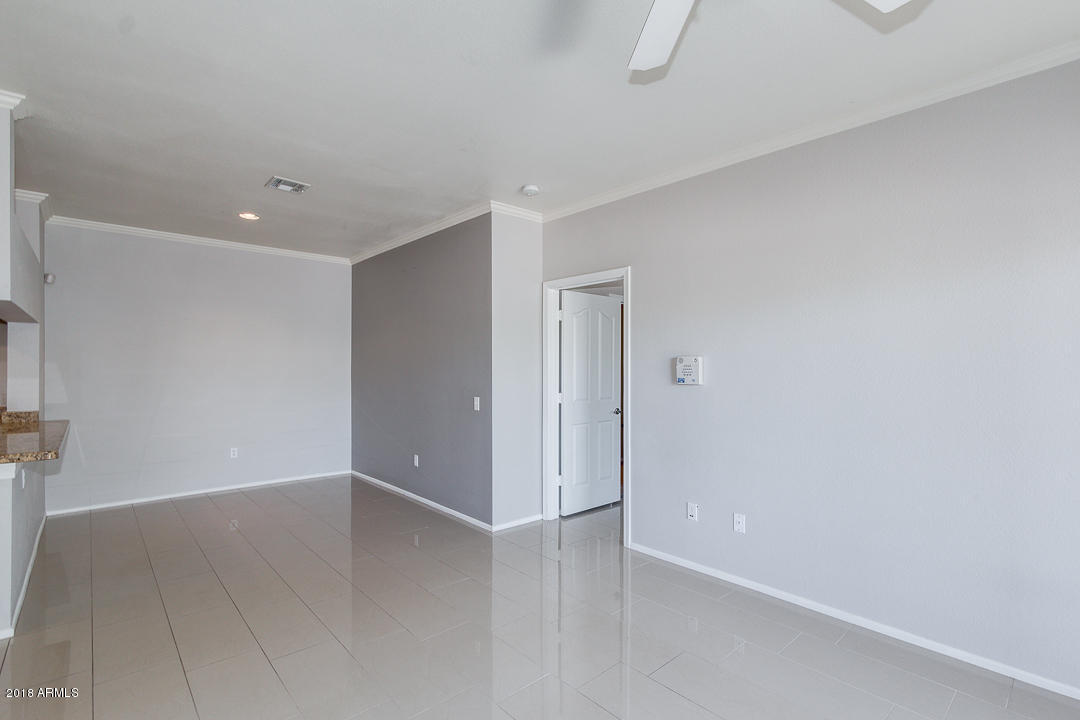 16013 S DESERT FOOTHILLS Parkway 2090