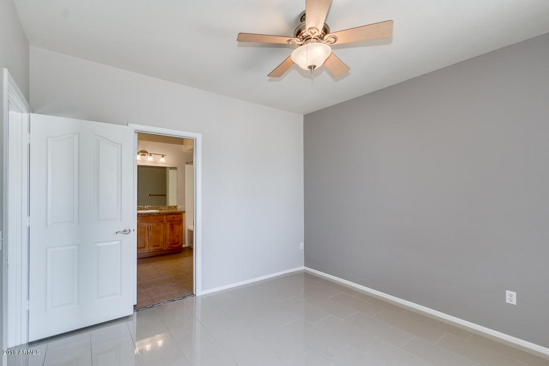 16013 S DESERT FOOTHILLS Parkway 2090