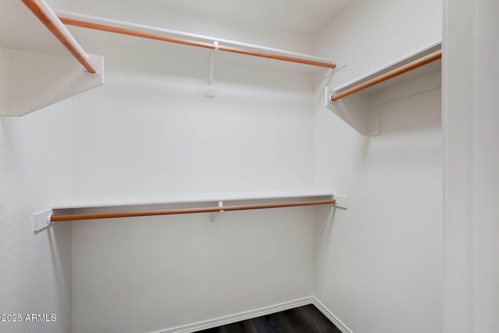 2624 E ANDERSON Drive