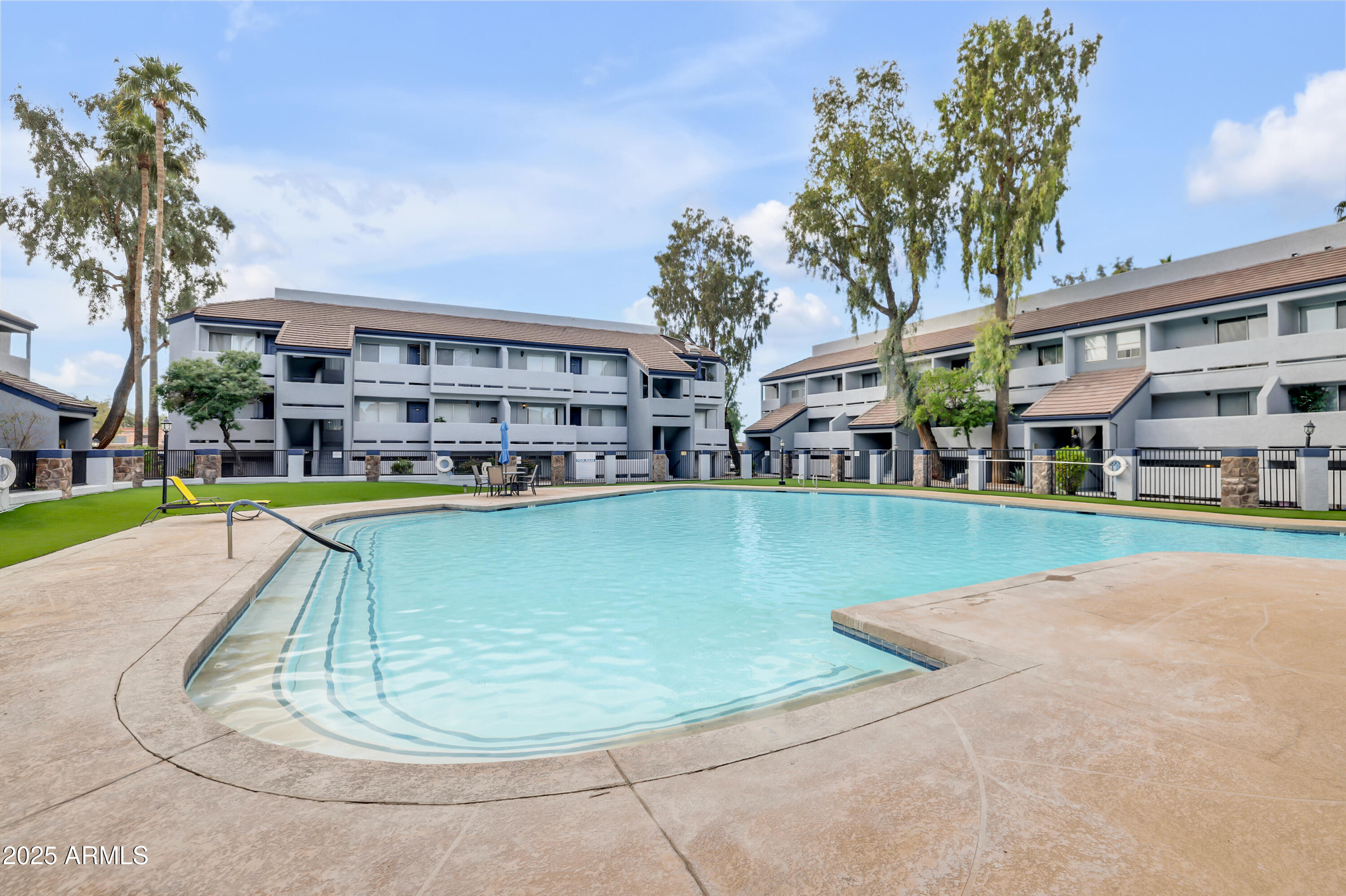 1331 W BASELINE Road 348