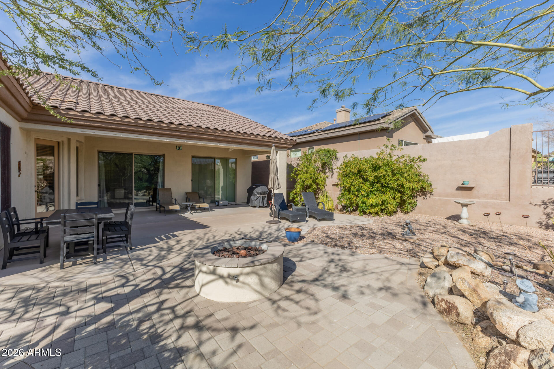 41819 N IRON HORSE Court