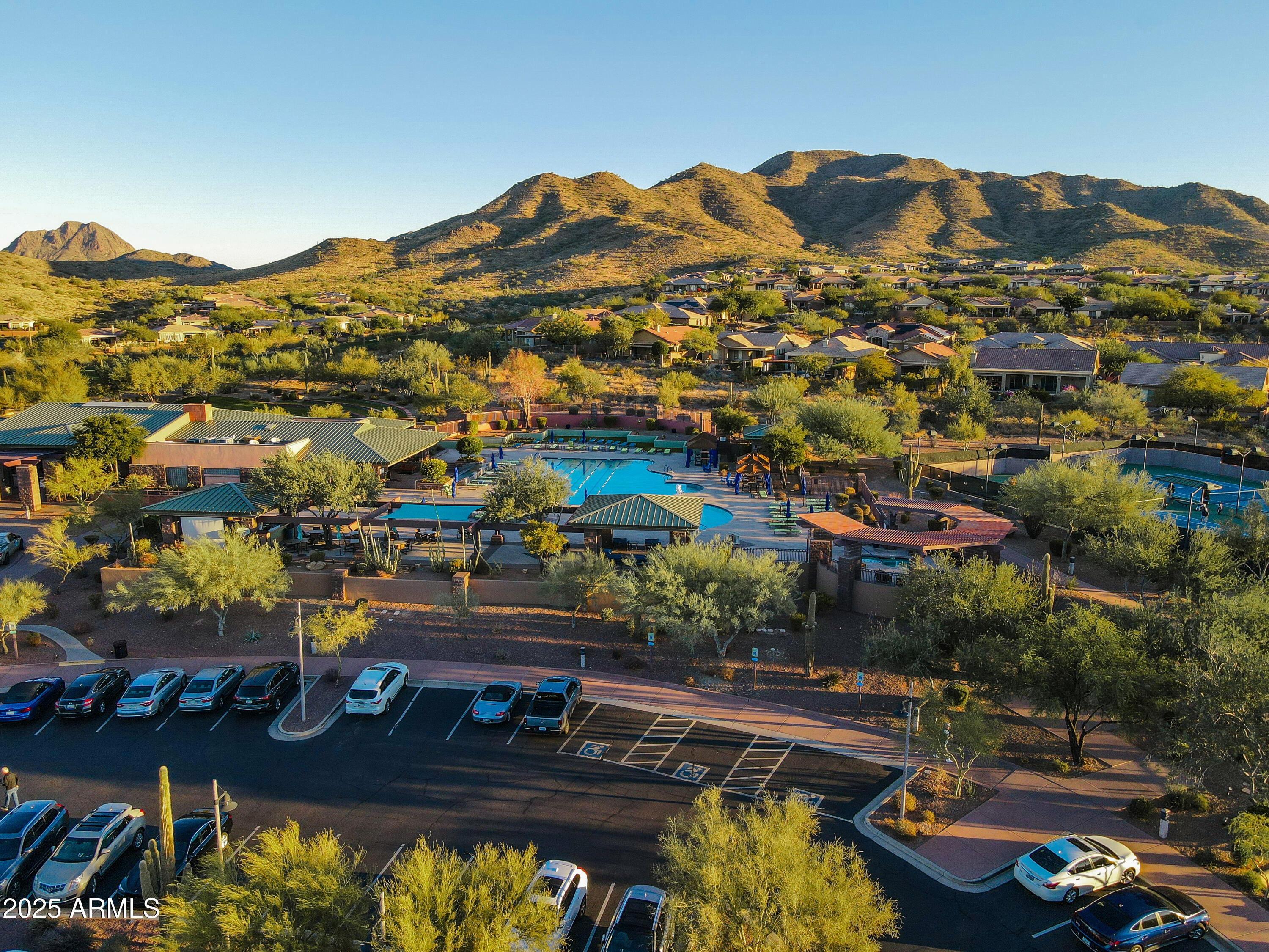 41819 N IRON HORSE Court