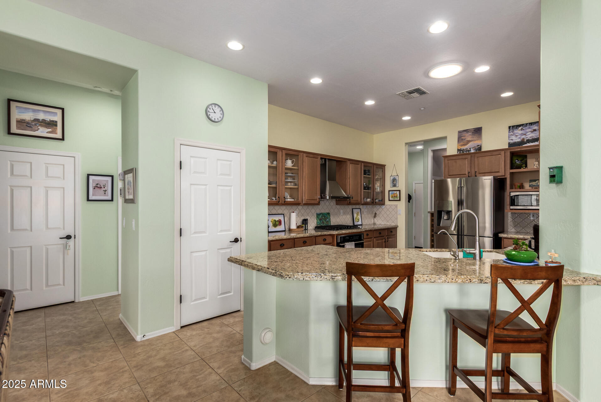 41819 N IRON HORSE Court