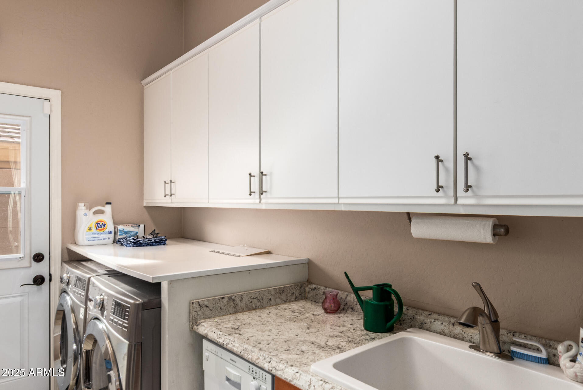 41819 N IRON HORSE Court