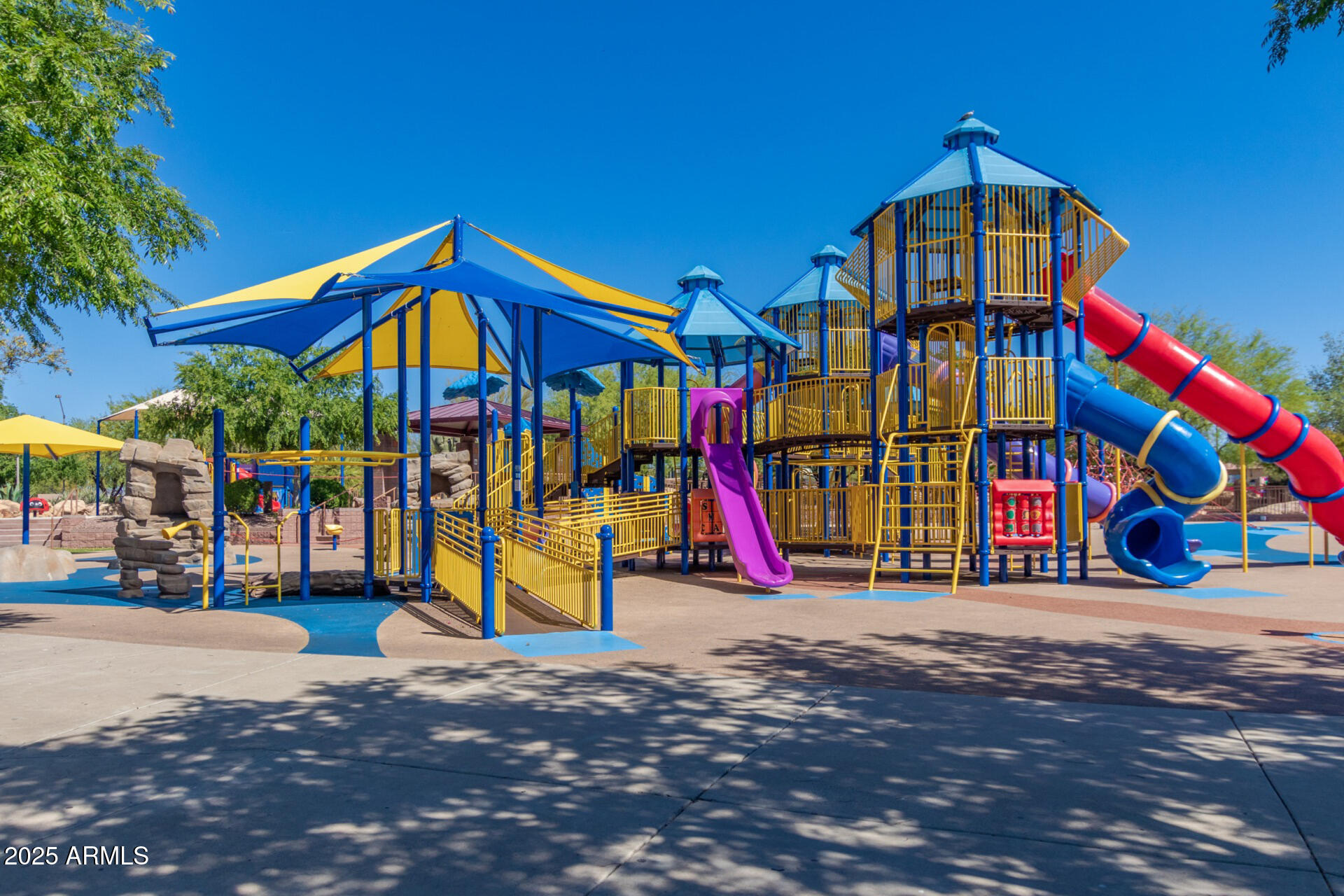 41819 N IRON HORSE Court