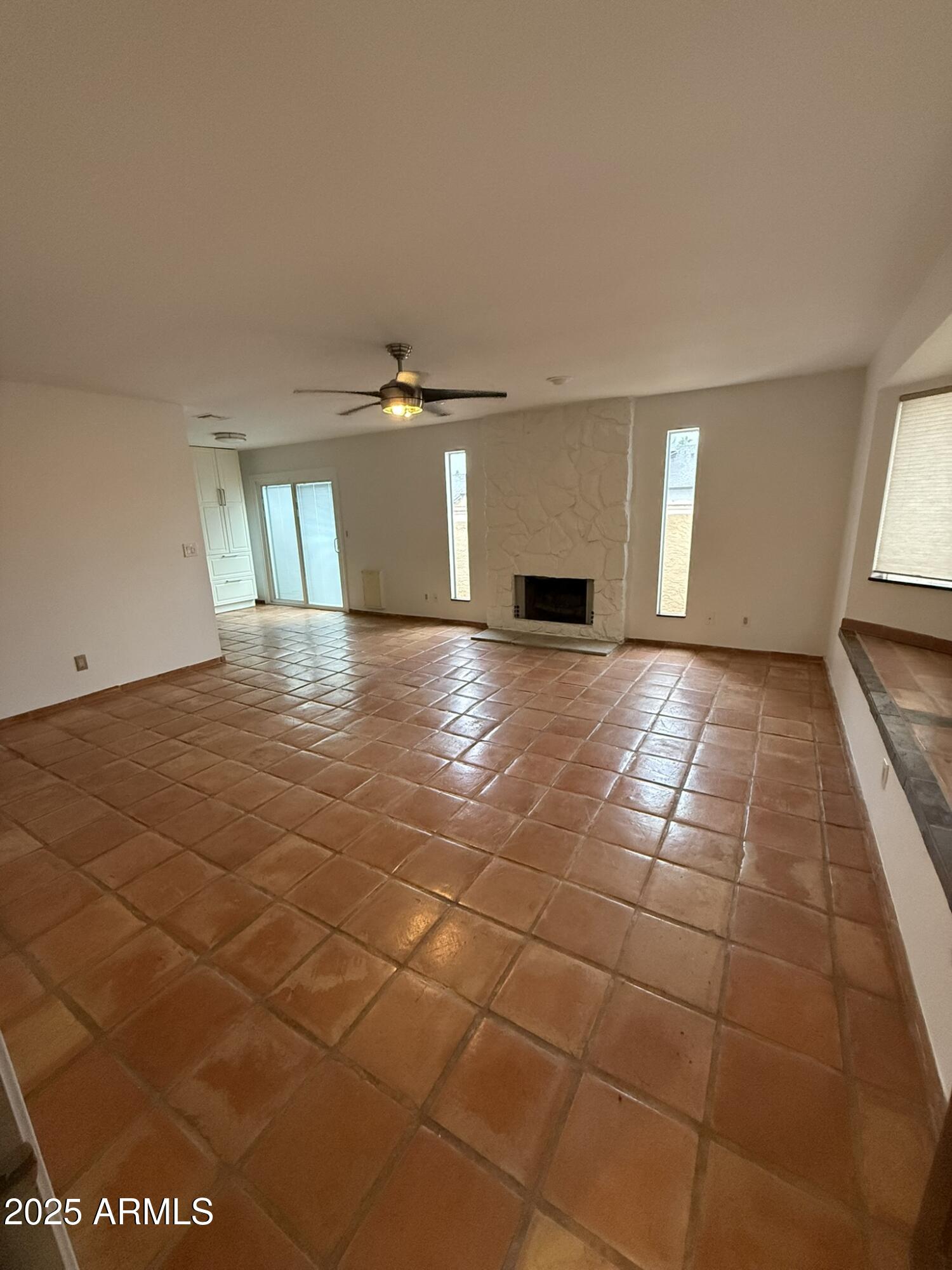 10854 E YUCCA Street