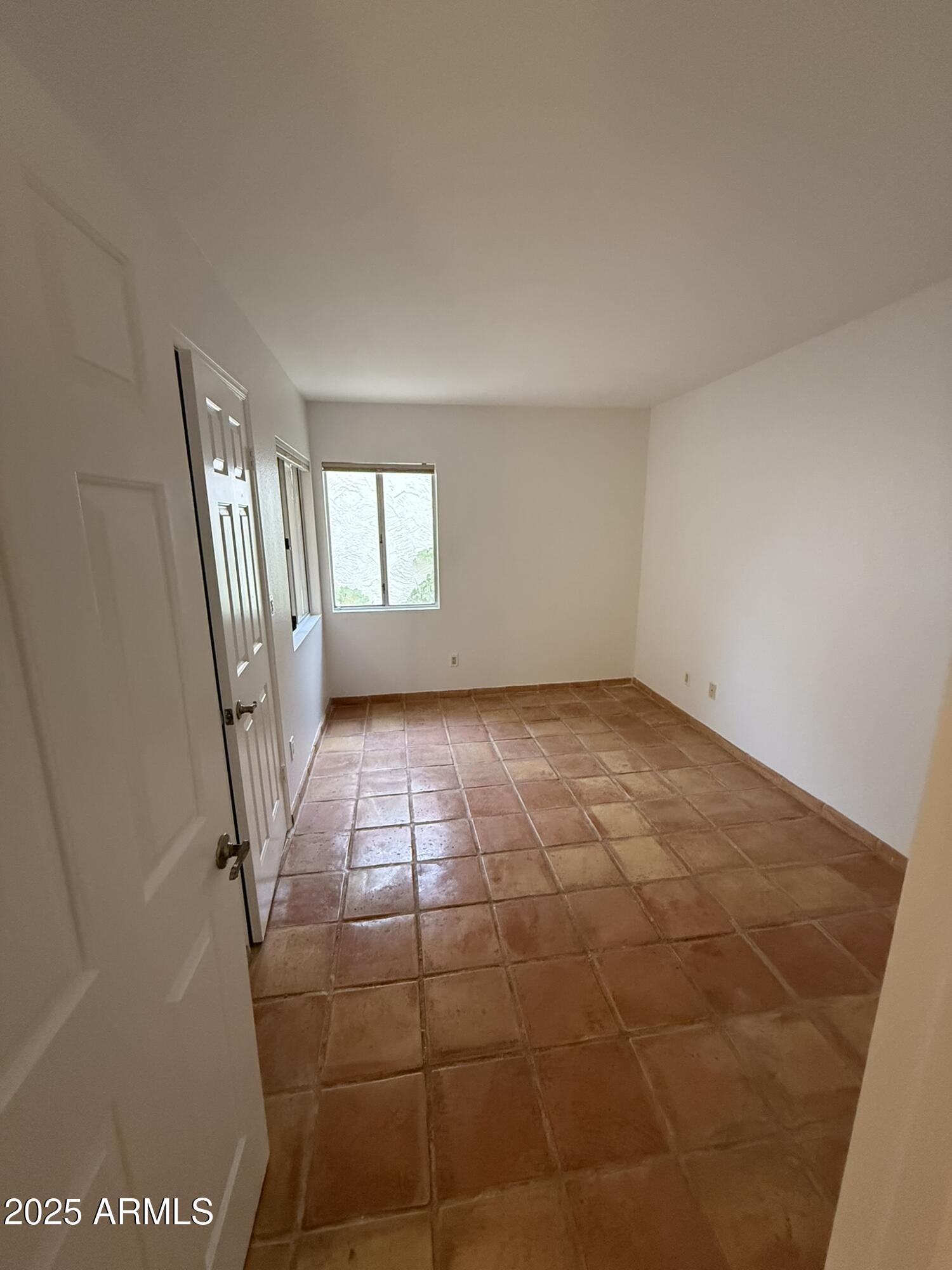 10854 E YUCCA Street