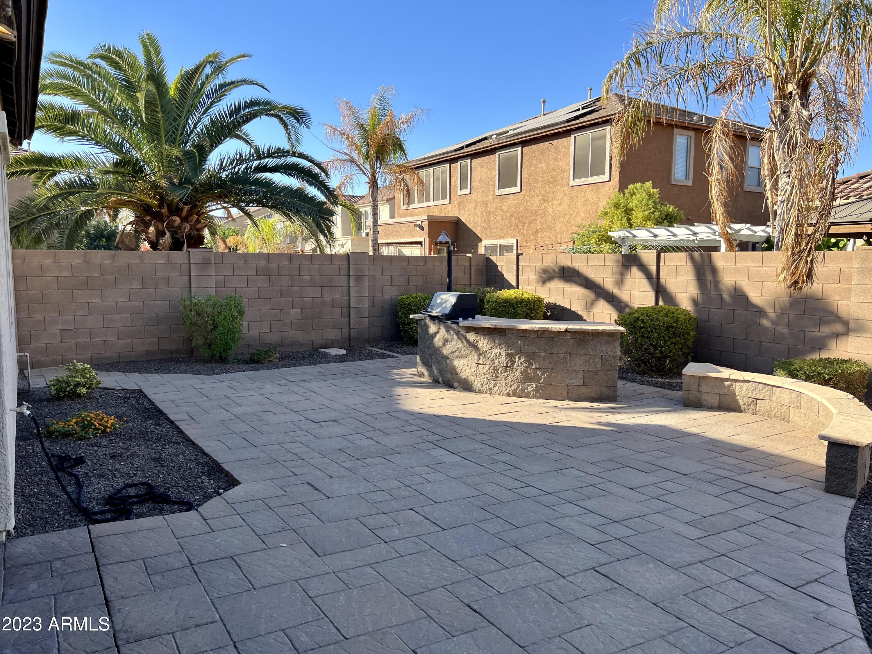 20296 E SONOQUI Boulevard