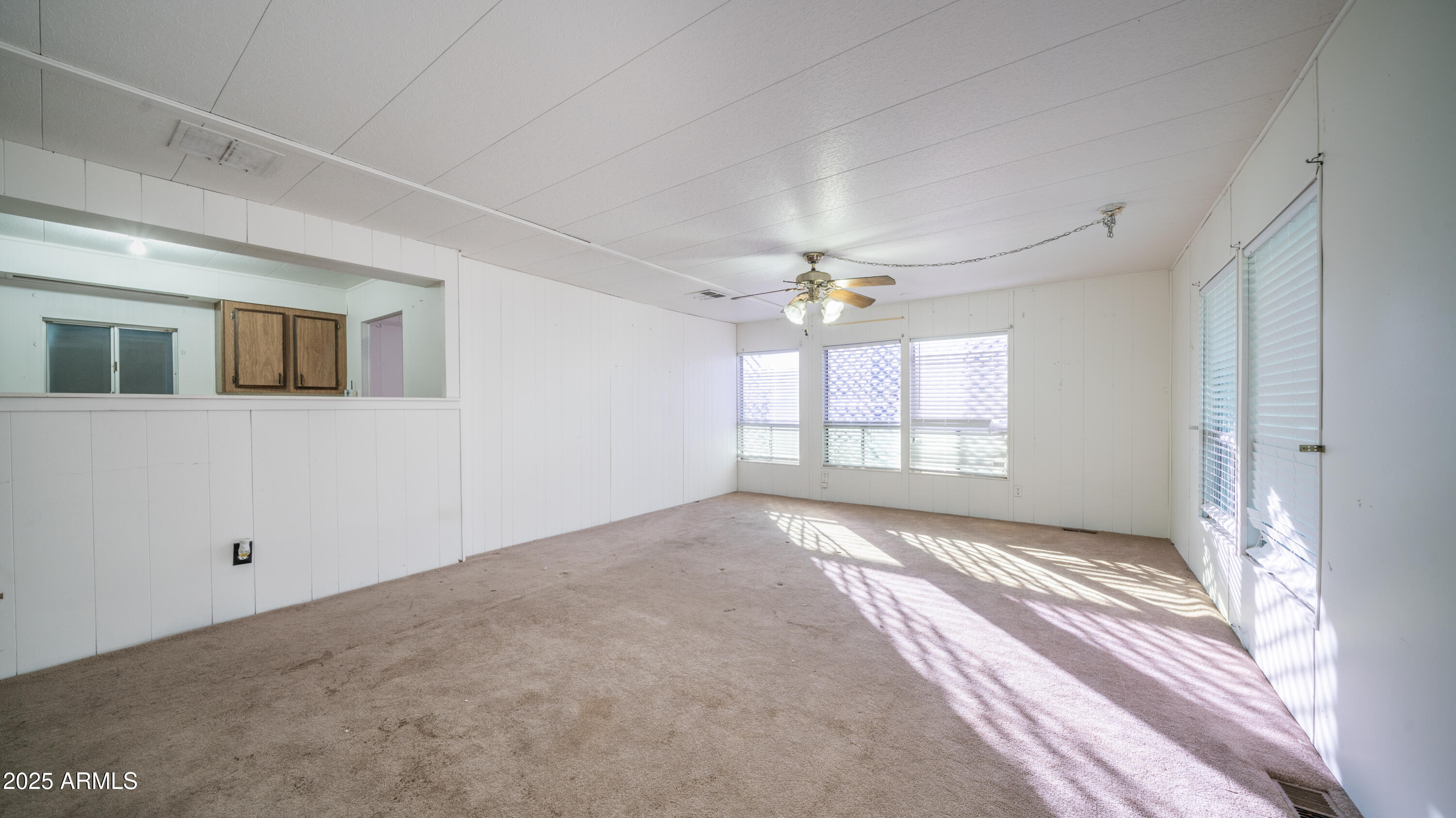 2359 S TOMAHAWK Road