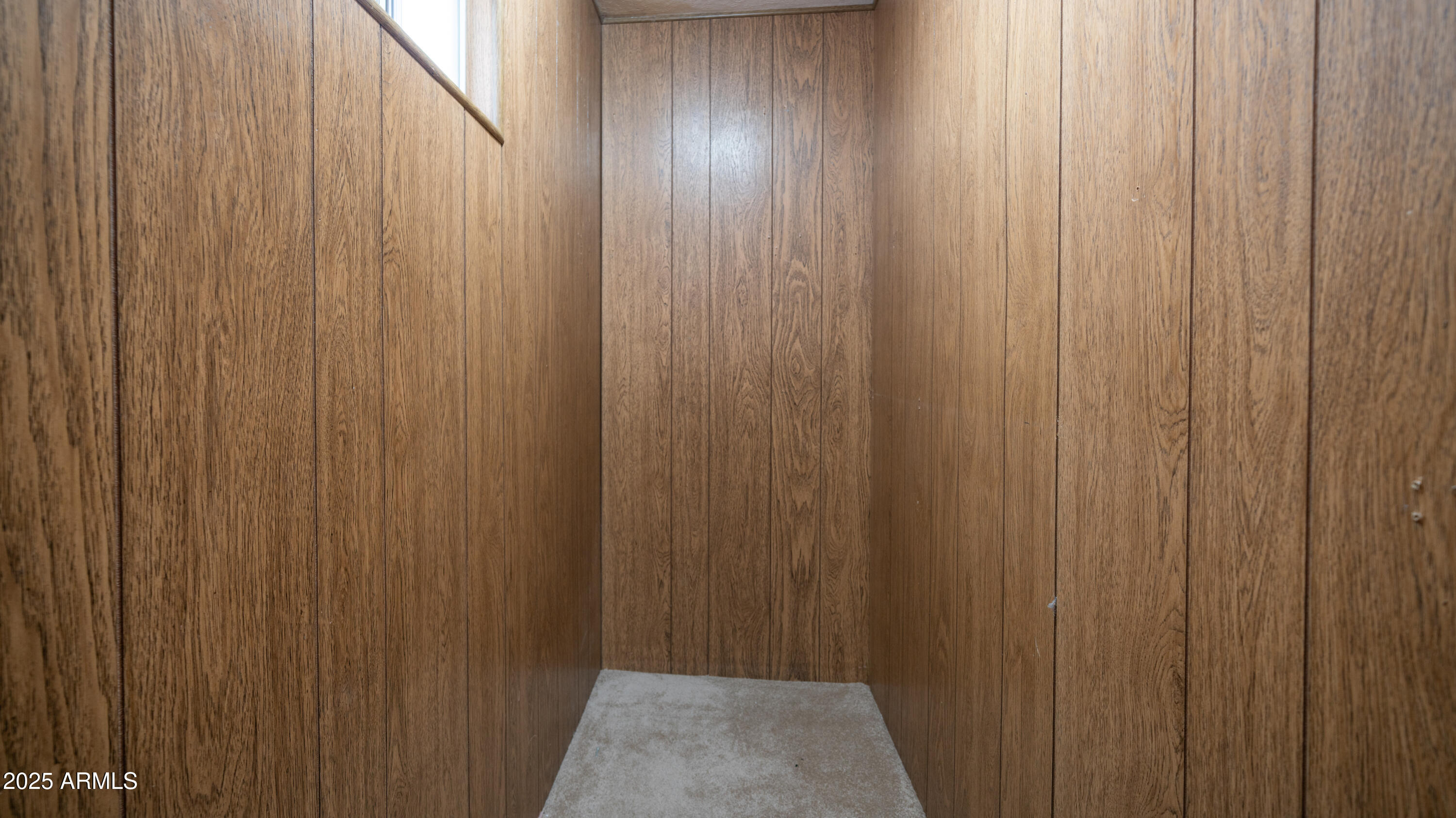 2359 S TOMAHAWK Road