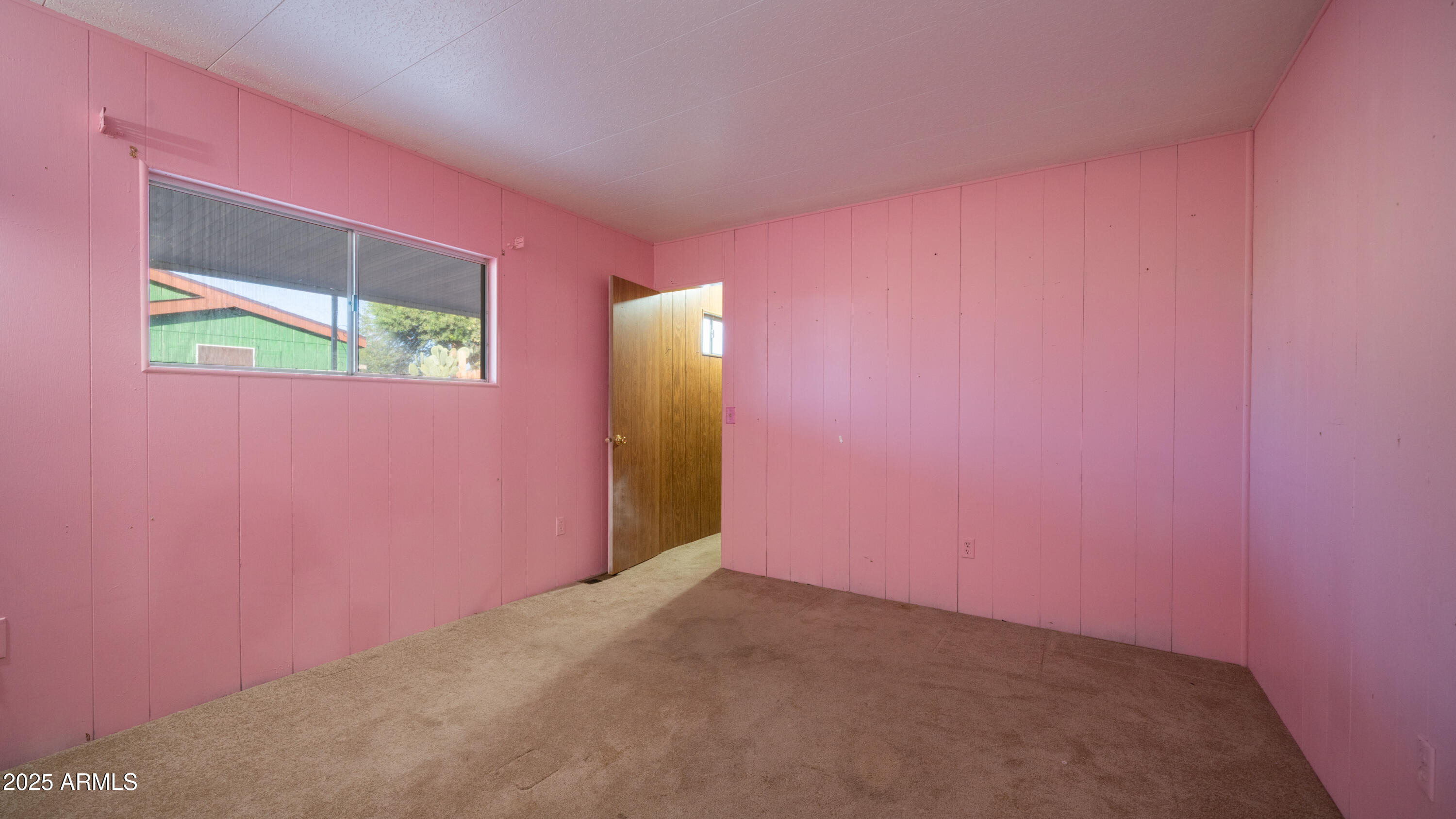 2359 S TOMAHAWK Road