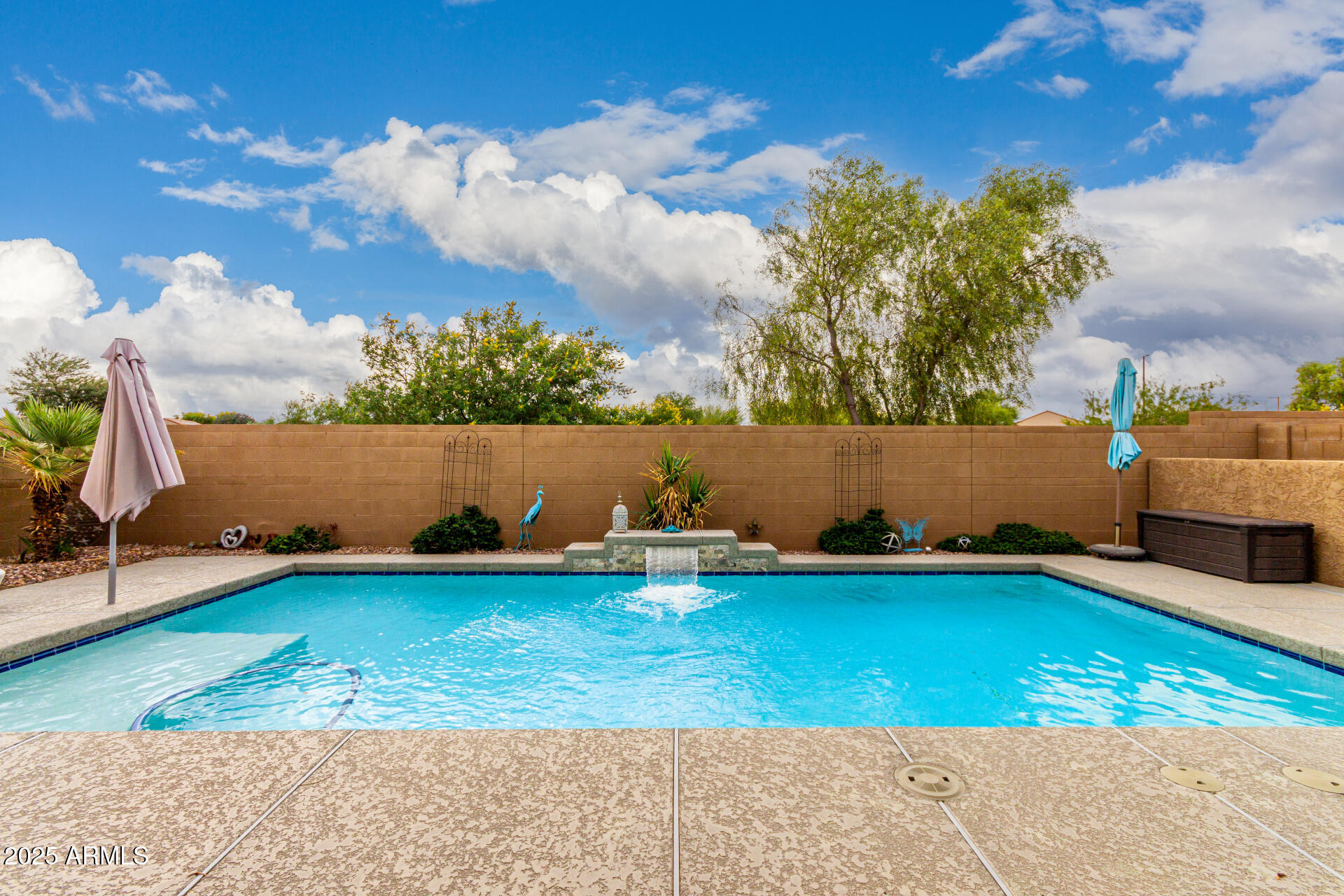 7865 W SILVER SPRING Way