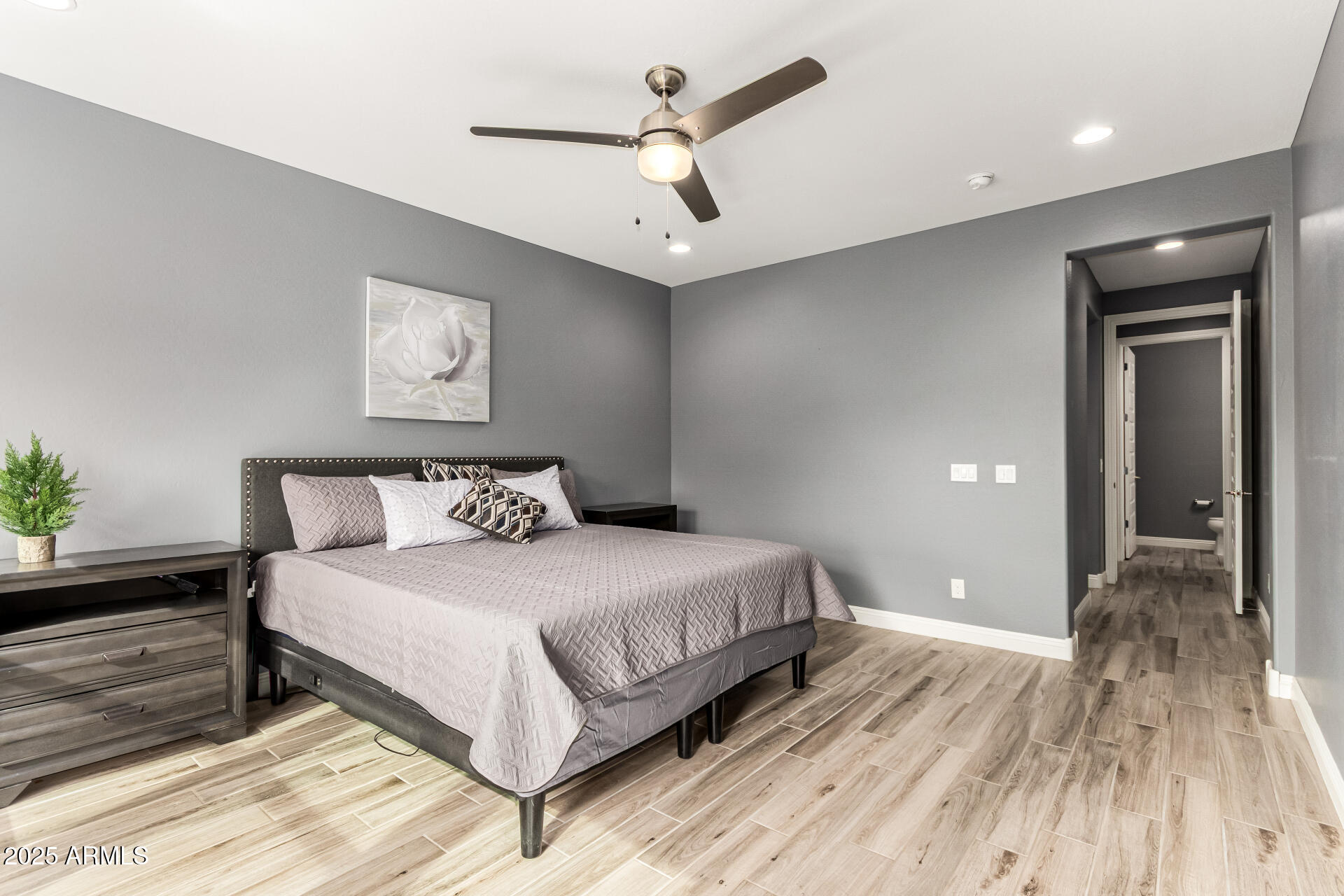 7865 W SILVER SPRING Way