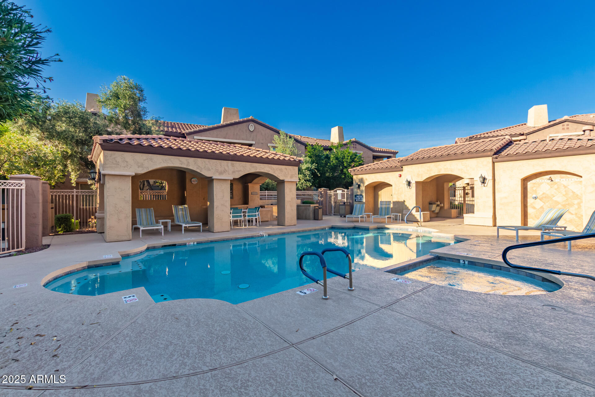 250 W QUEEN CREEK Road 130